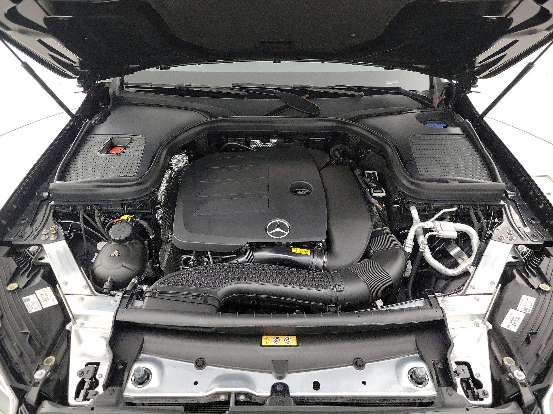 Thumbnail: 2022 Mercedes-Benz GLC - 19