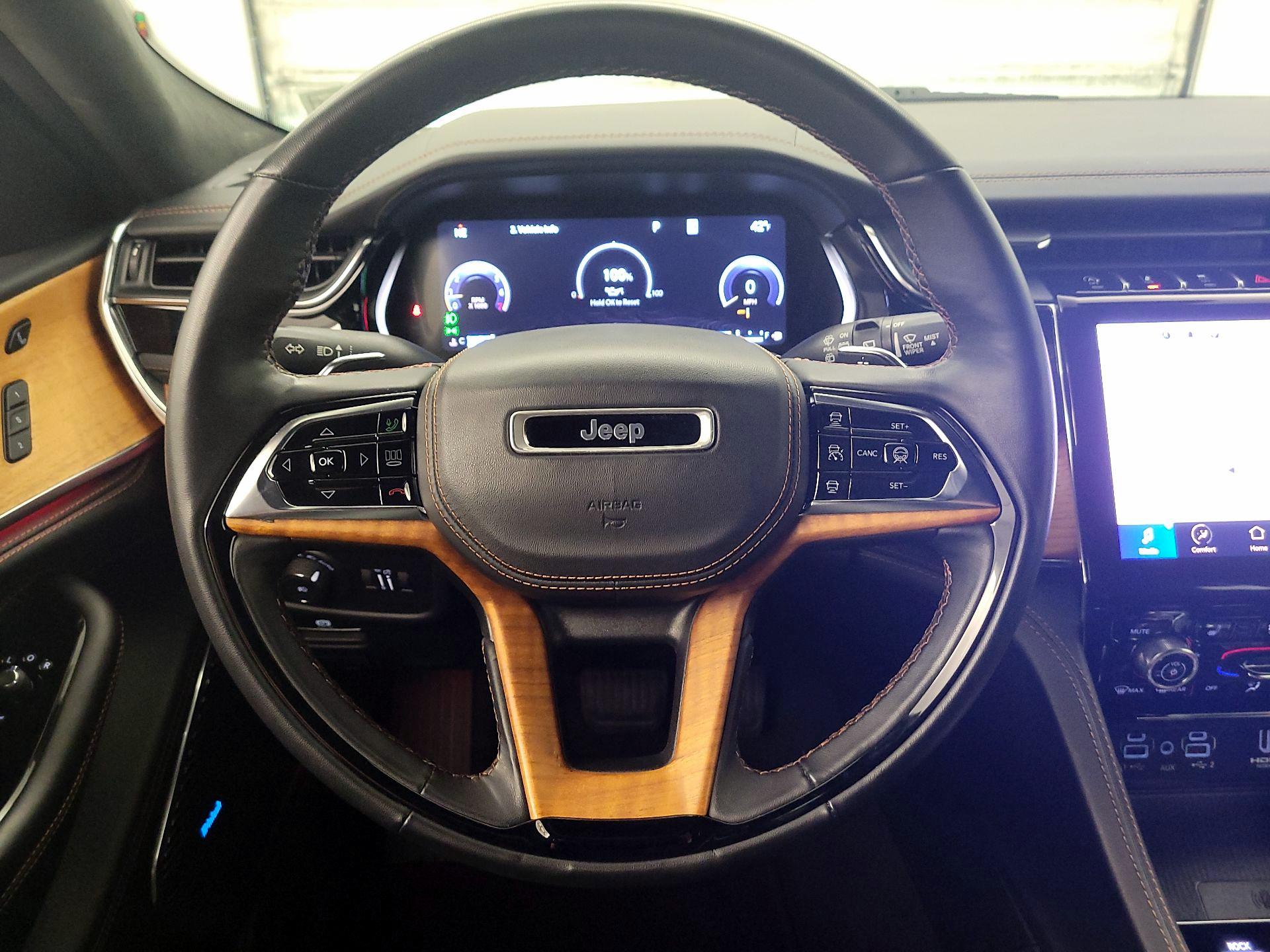 Thumbnail: 2023 Jeep Grand Cherokee L - 10