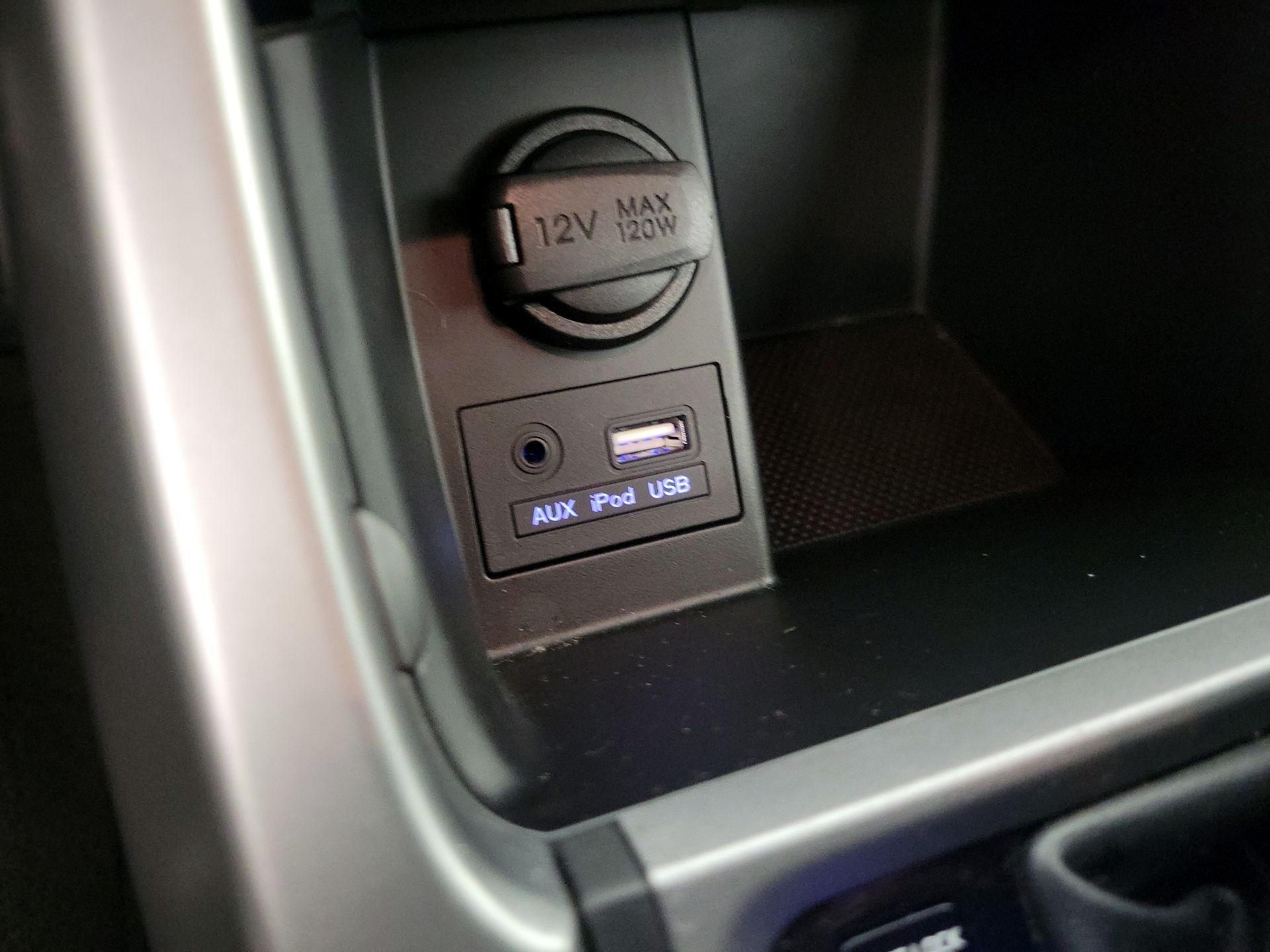 Thumbnail: 2014 Hyundai Elantra - 18