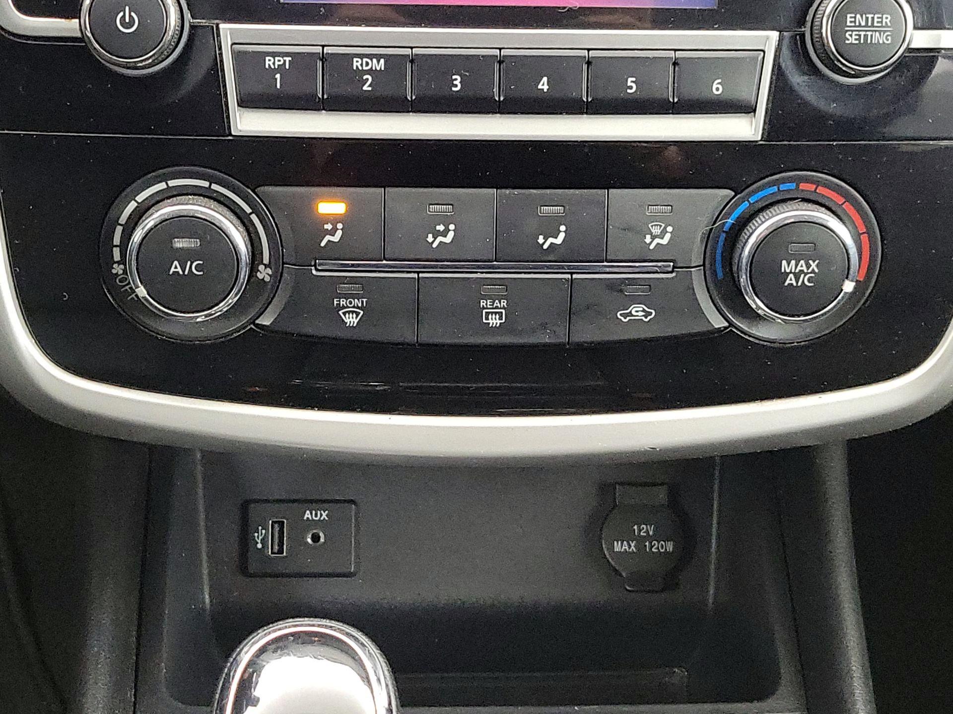 Thumbnail: 2018 Nissan Altima - 16