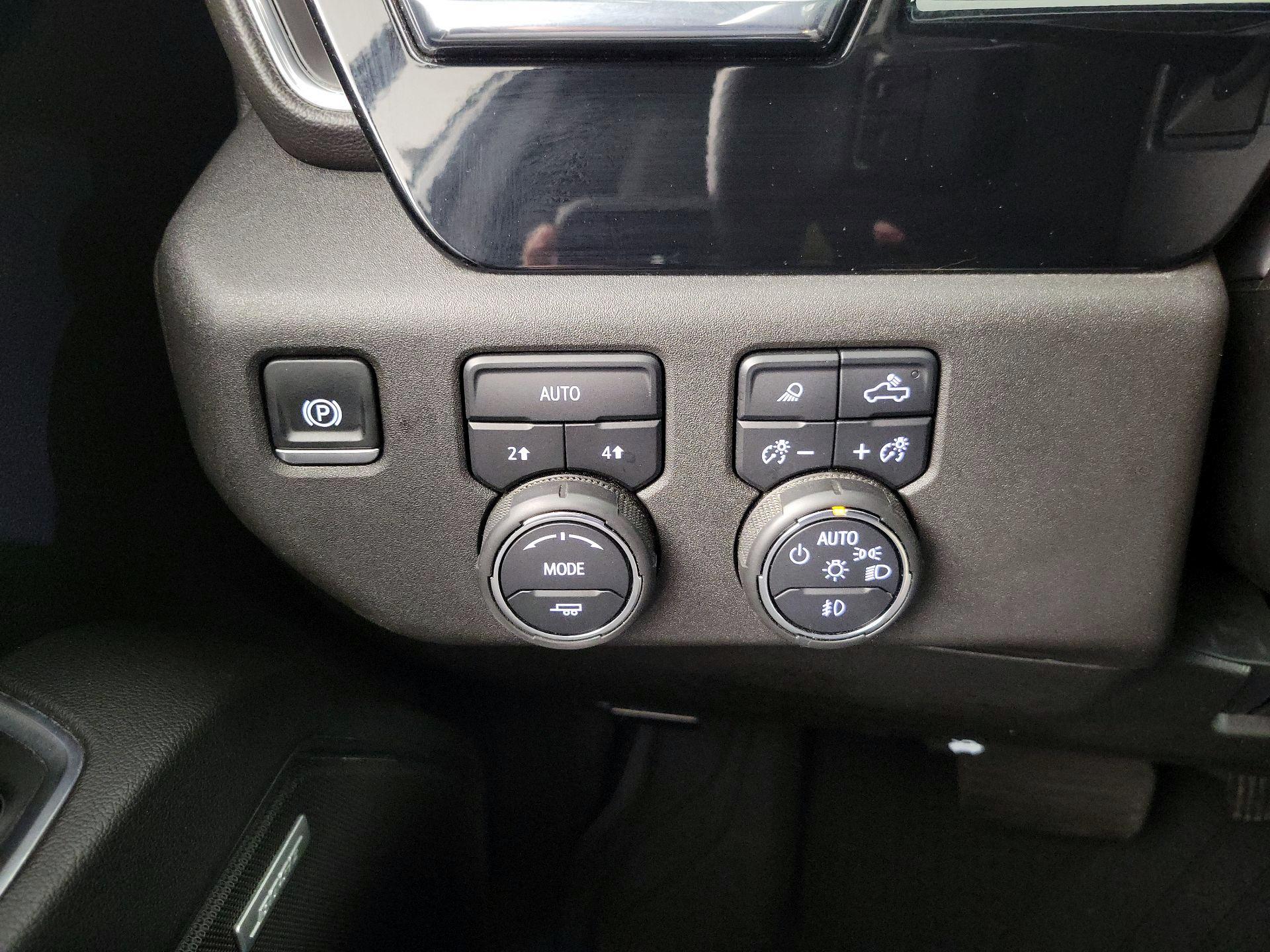 Thumbnail: 2024 Chevrolet Silverado 1500 - 13