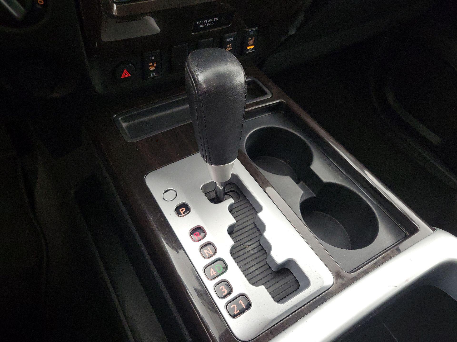 Thumbnail: 2015 Nissan Titan - 18