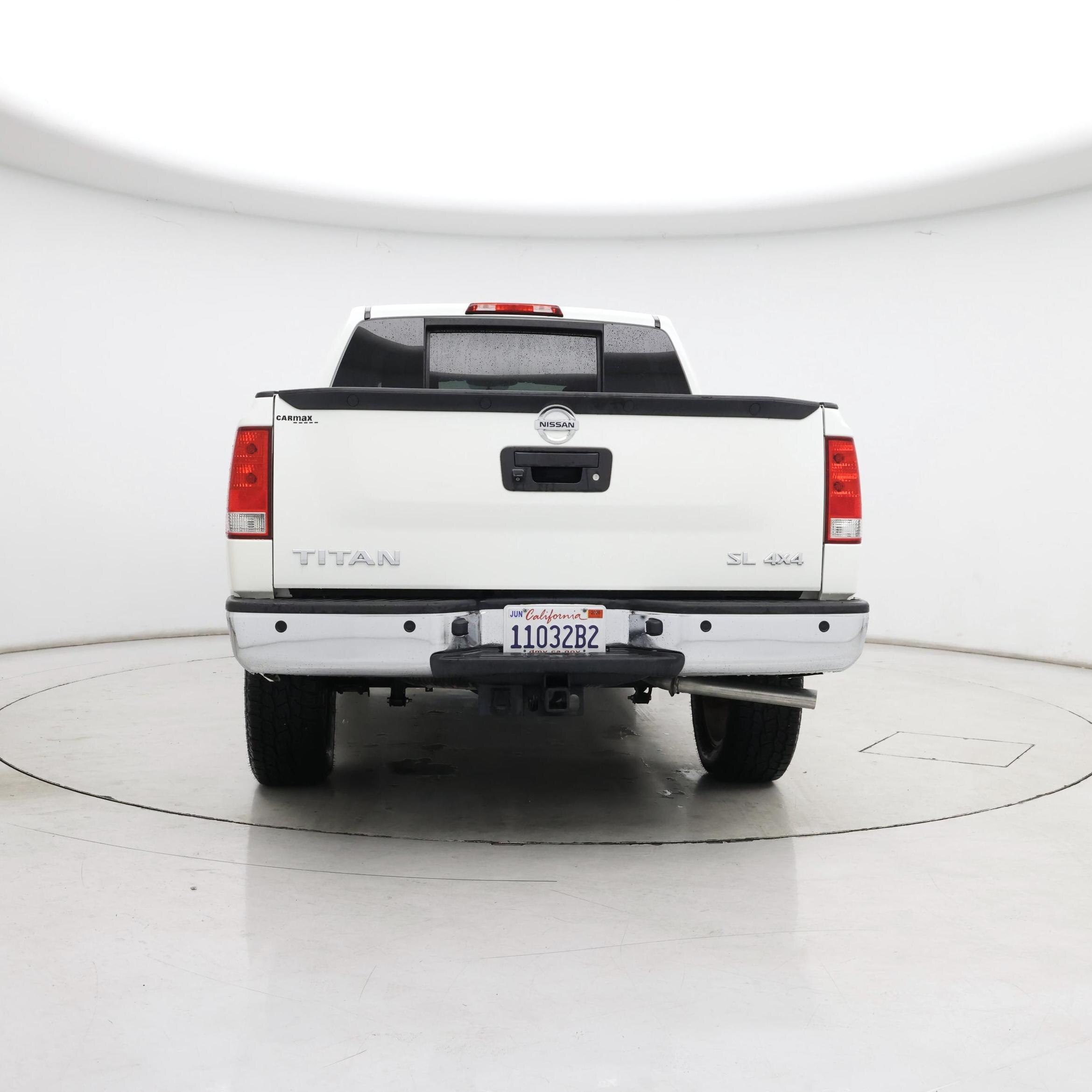 Thumbnail: 2015 Nissan Titan - 6