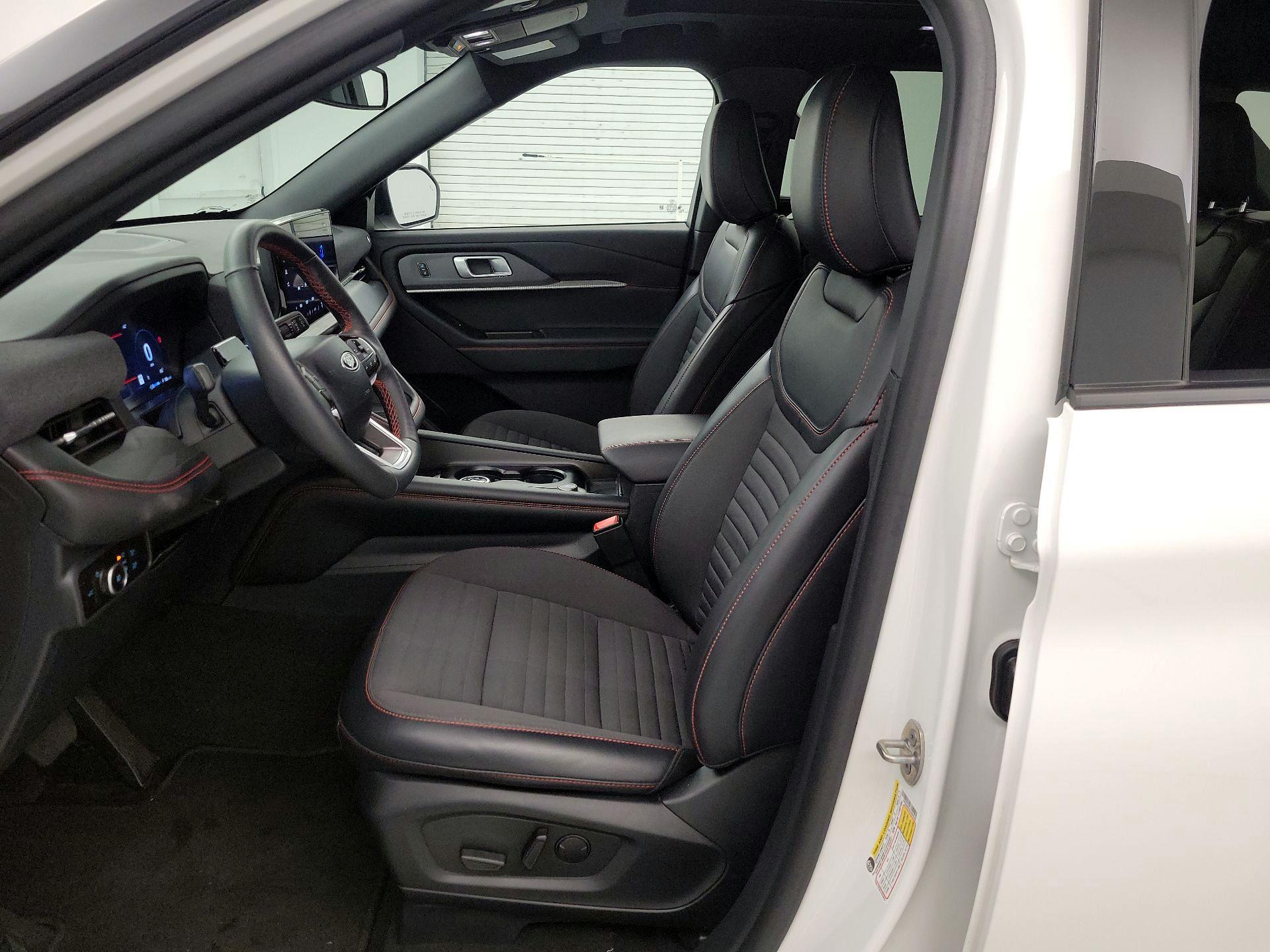 Thumbnail: 2025 Ford Explorer - 11