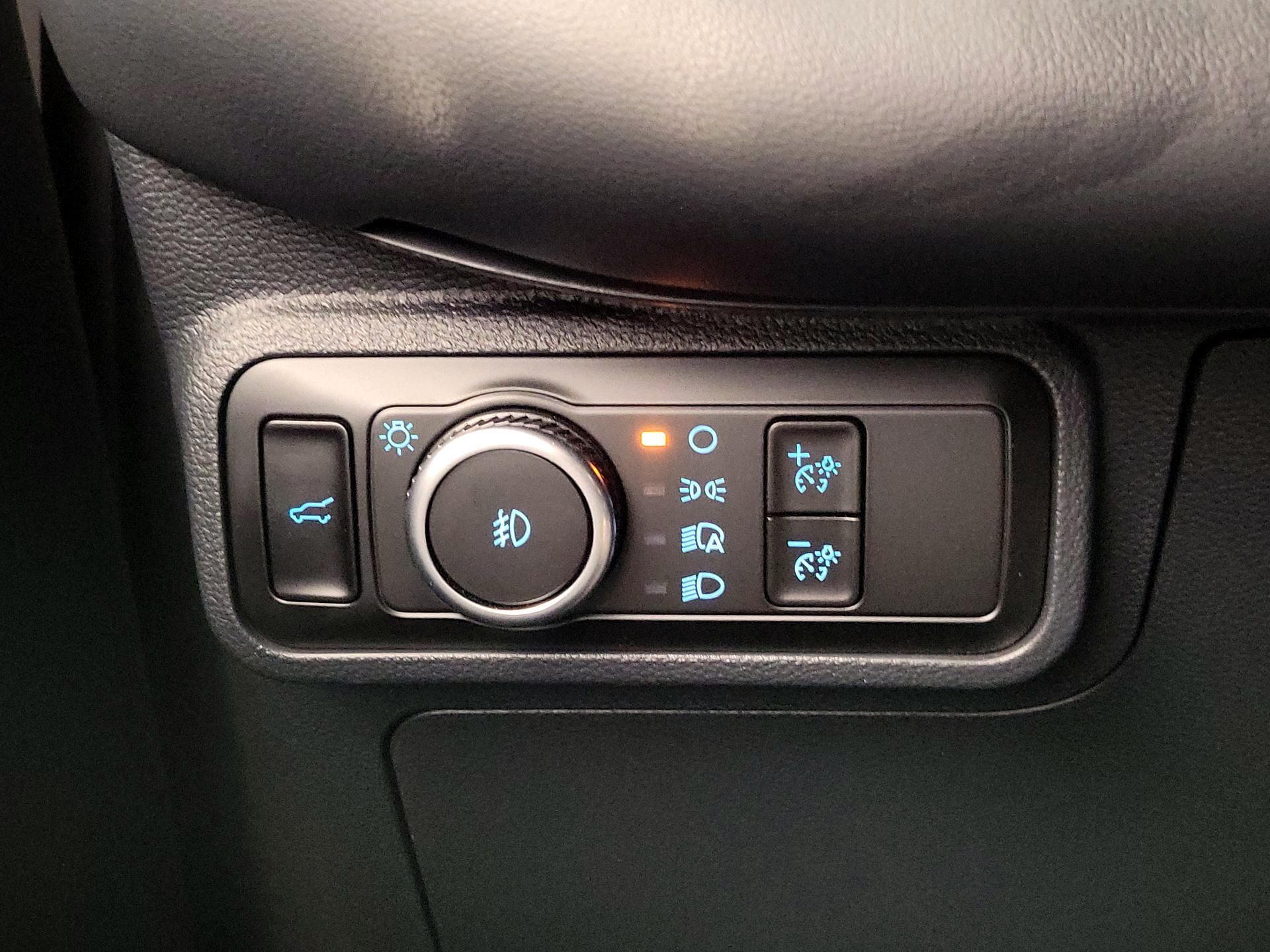 Thumbnail: 2025 Ford Explorer - 13