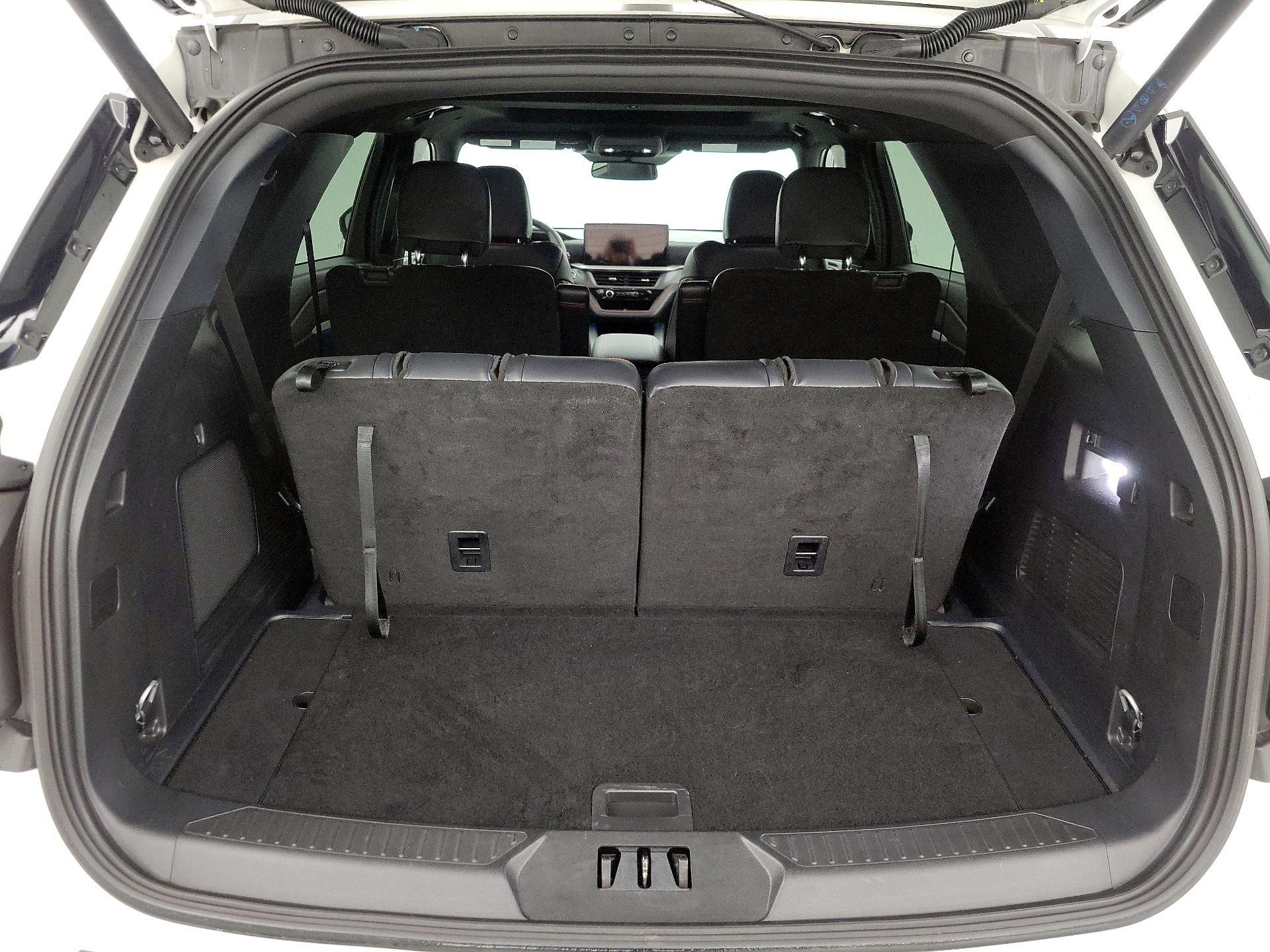 Thumbnail: 2025 Ford Explorer - 20