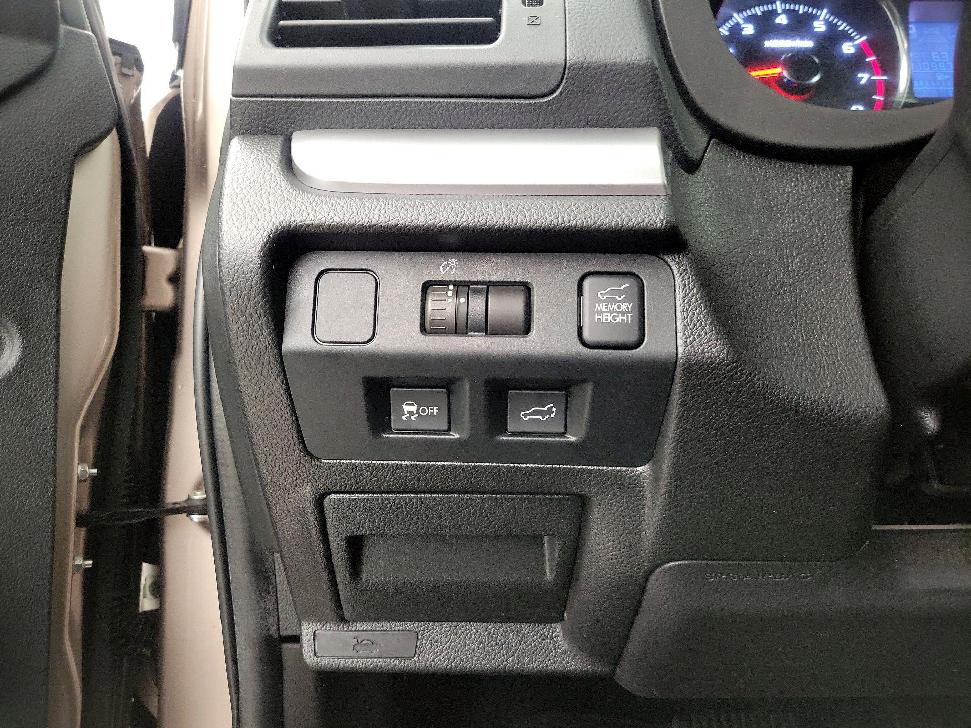 Thumbnail: 2014 Subaru Forester - 13