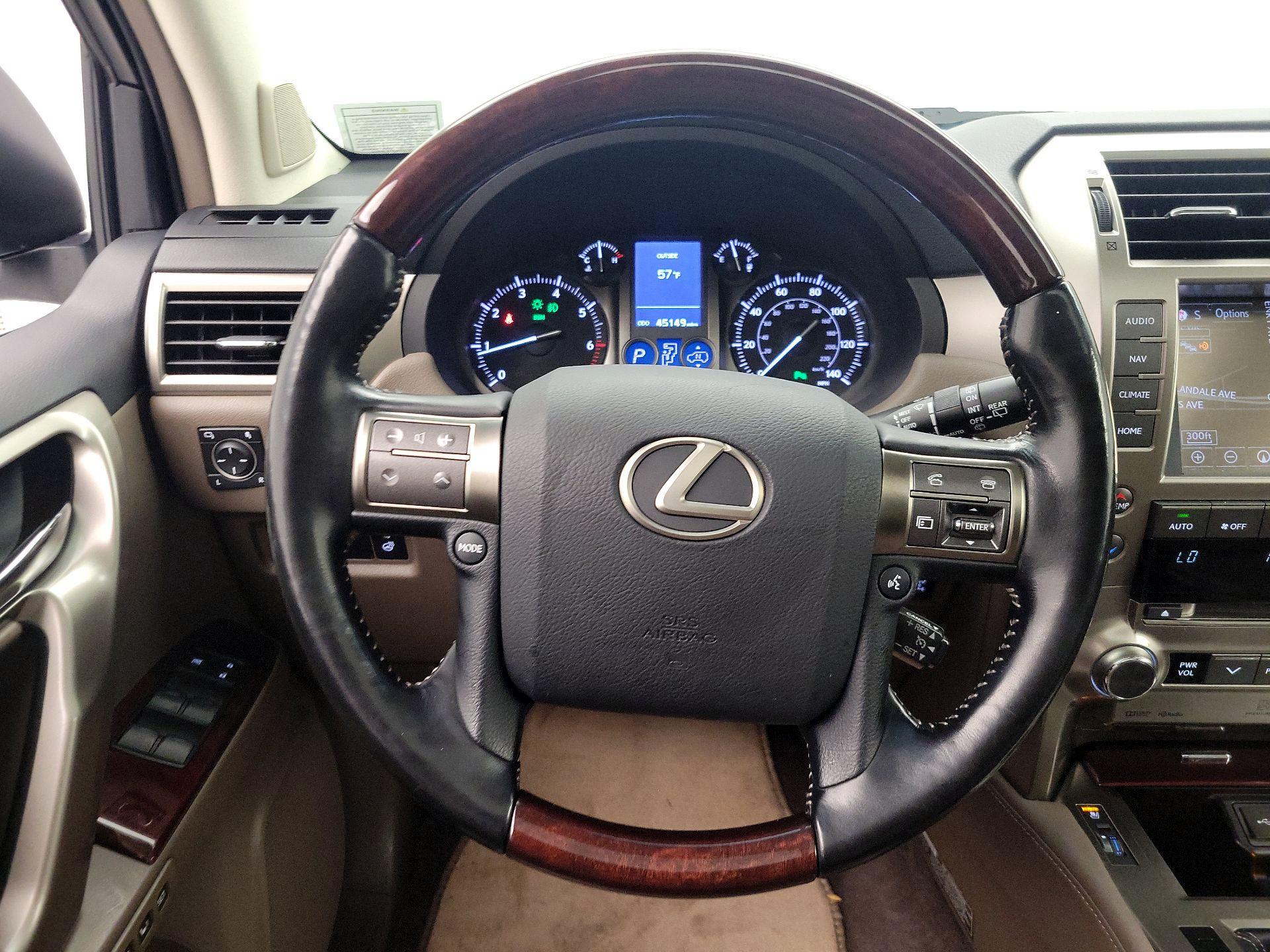 Thumbnail: 2017 Lexus GX - 10