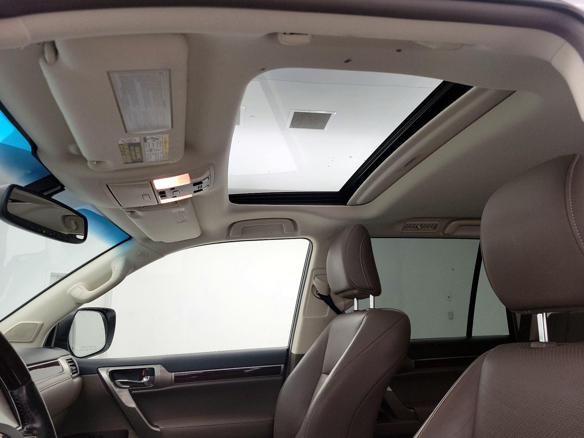 Thumbnail: 2017 Lexus GX - 20