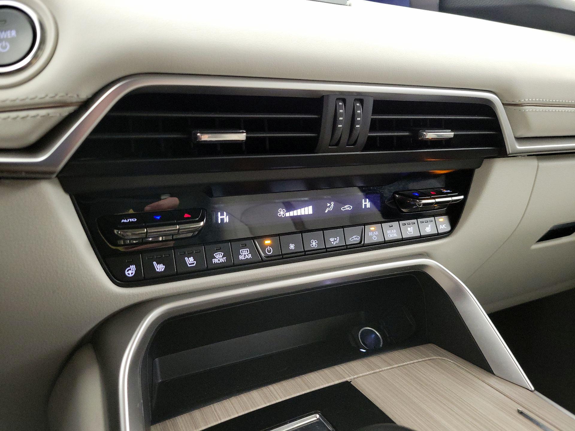 Thumbnail: 2024 Mazda CX-90 - 16