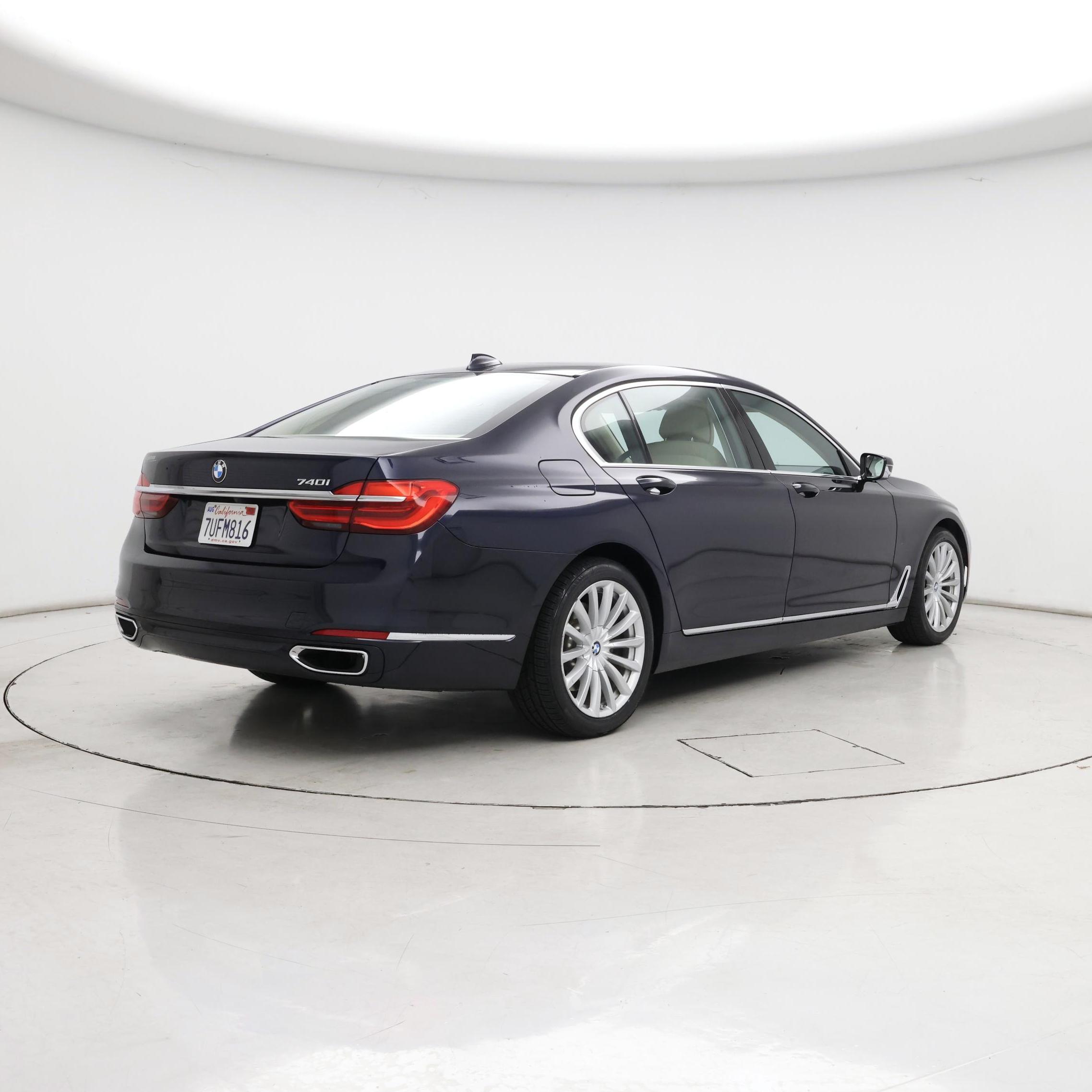 Thumbnail: 2016 BMW 7 Series - 8