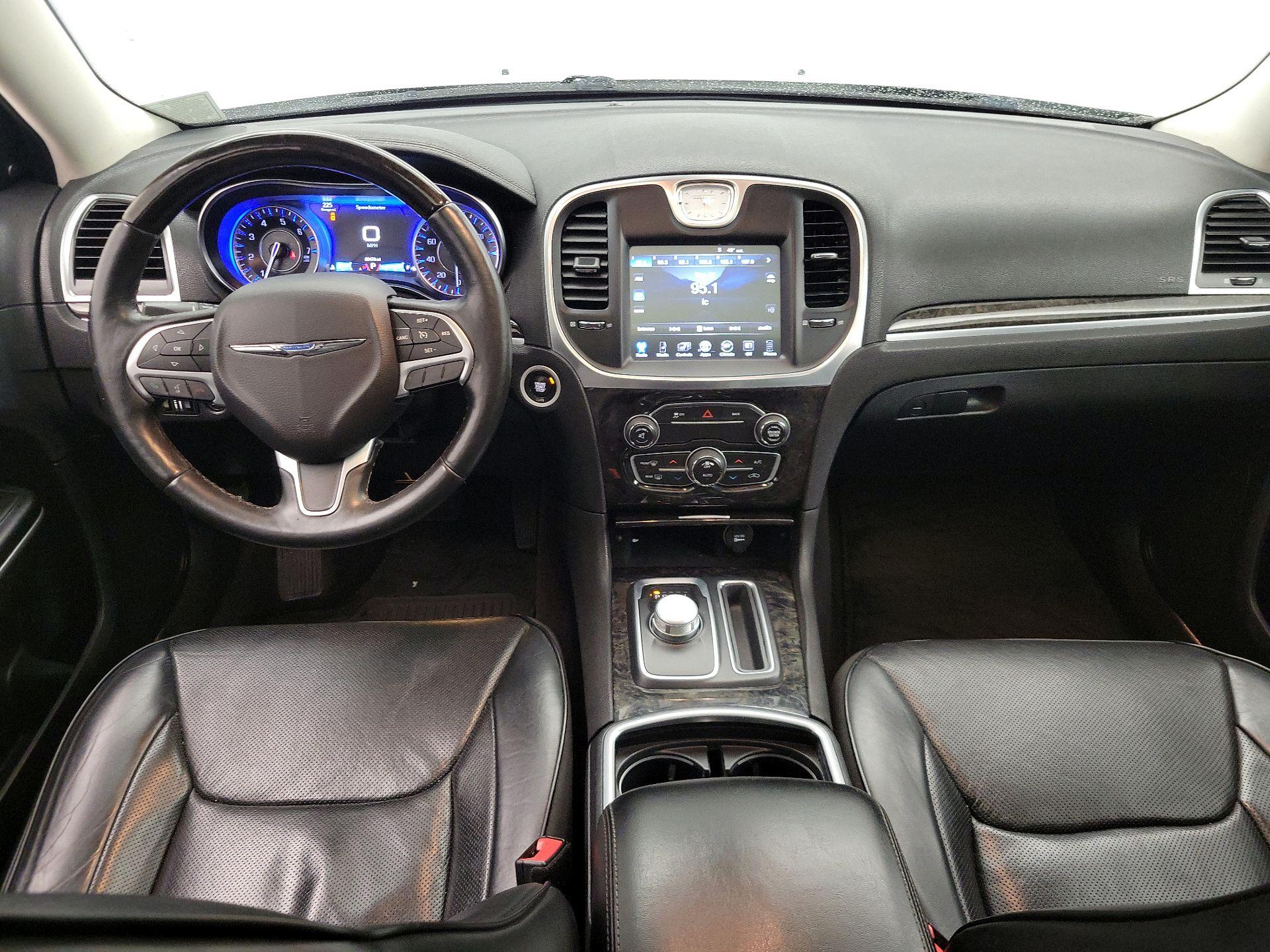 Thumbnail: 2016 Chrysler 300 - 9