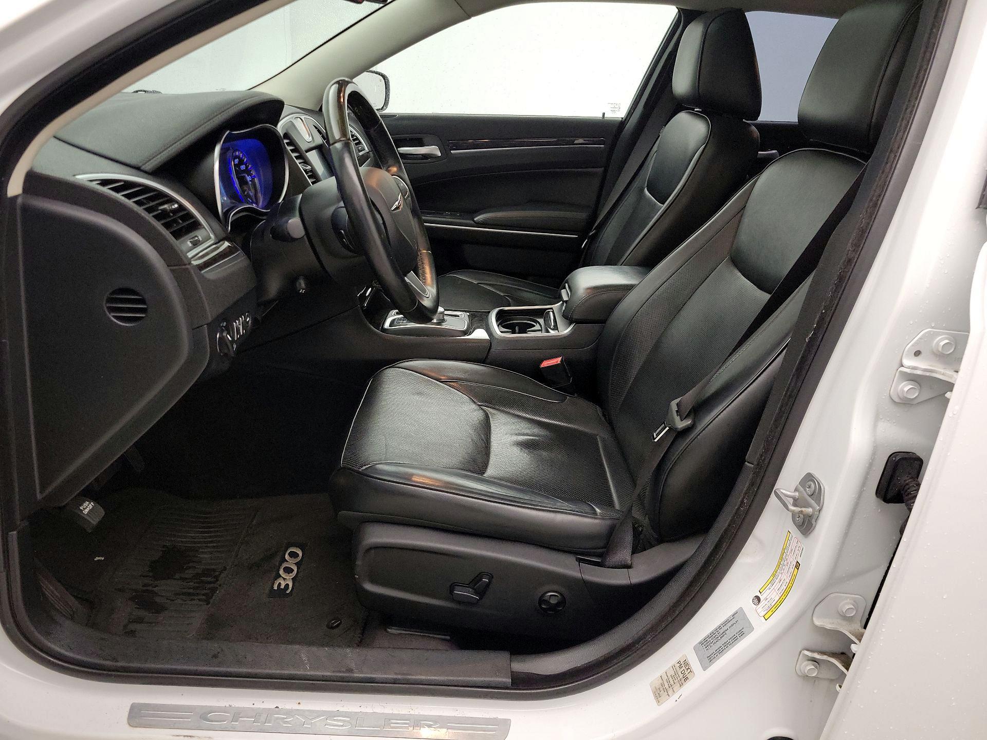 Thumbnail: 2016 Chrysler 300 - 11