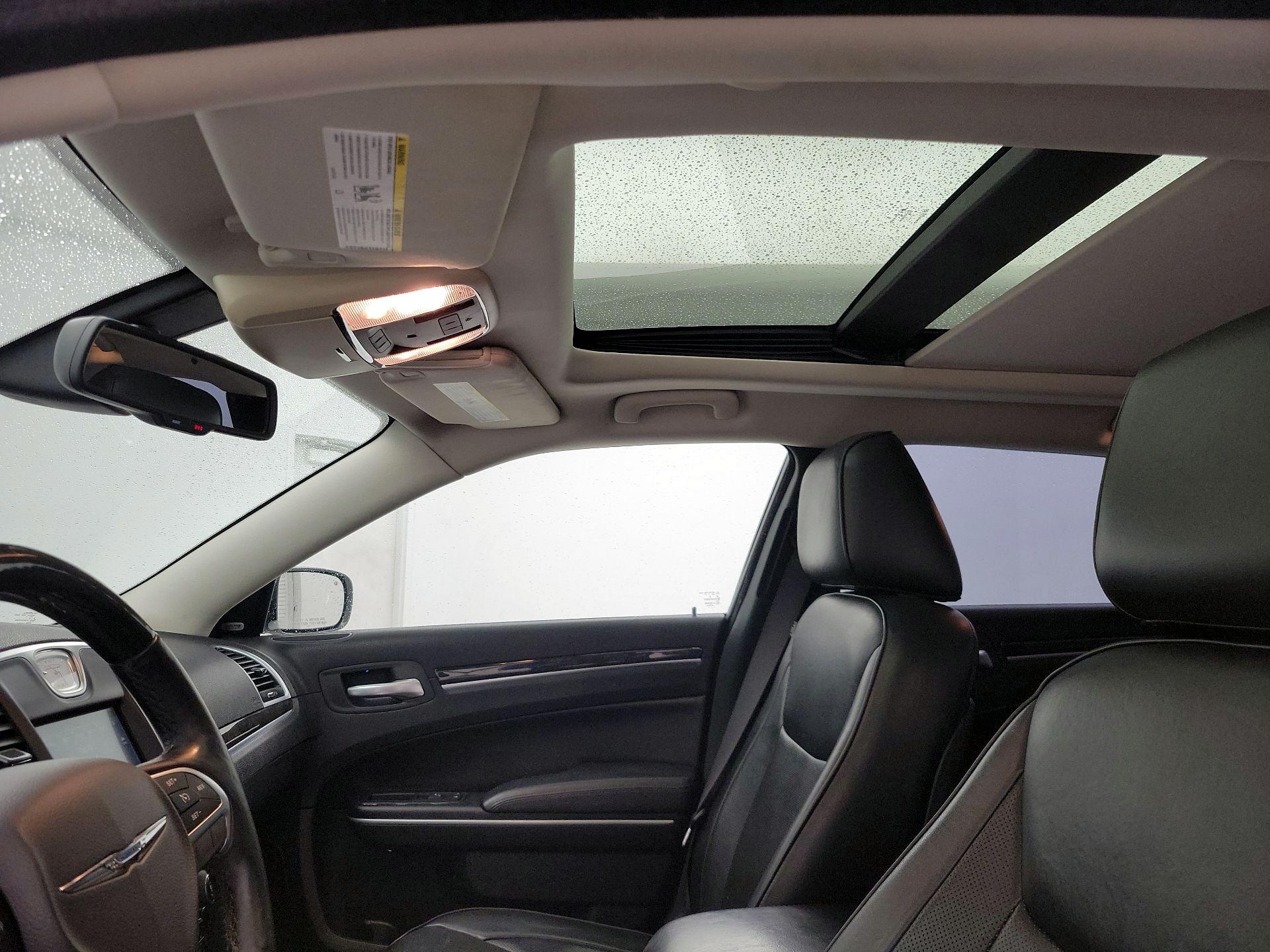 Thumbnail: 2016 Chrysler 300 - 18