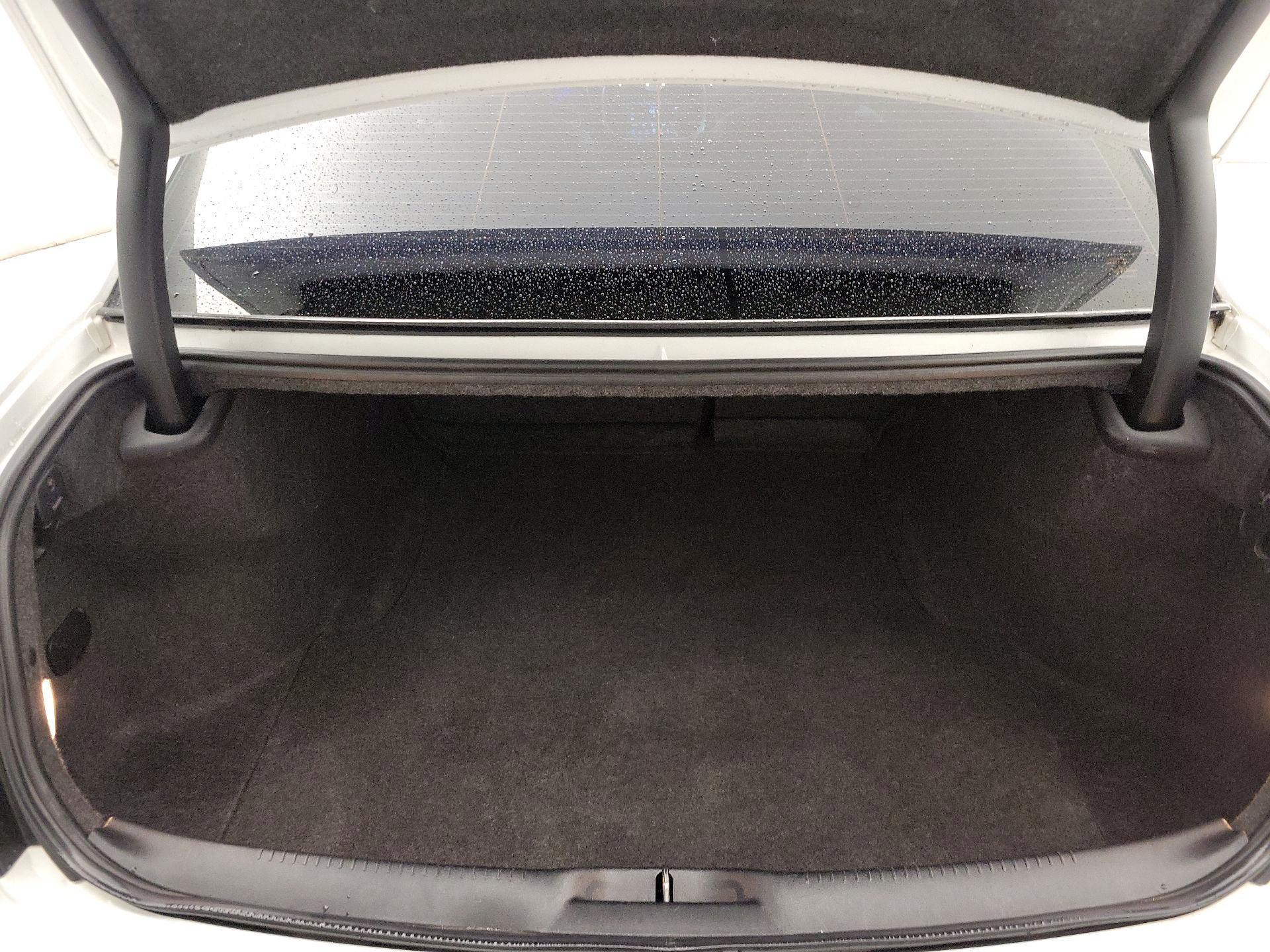 Thumbnail: 2016 Chrysler 300 - 20