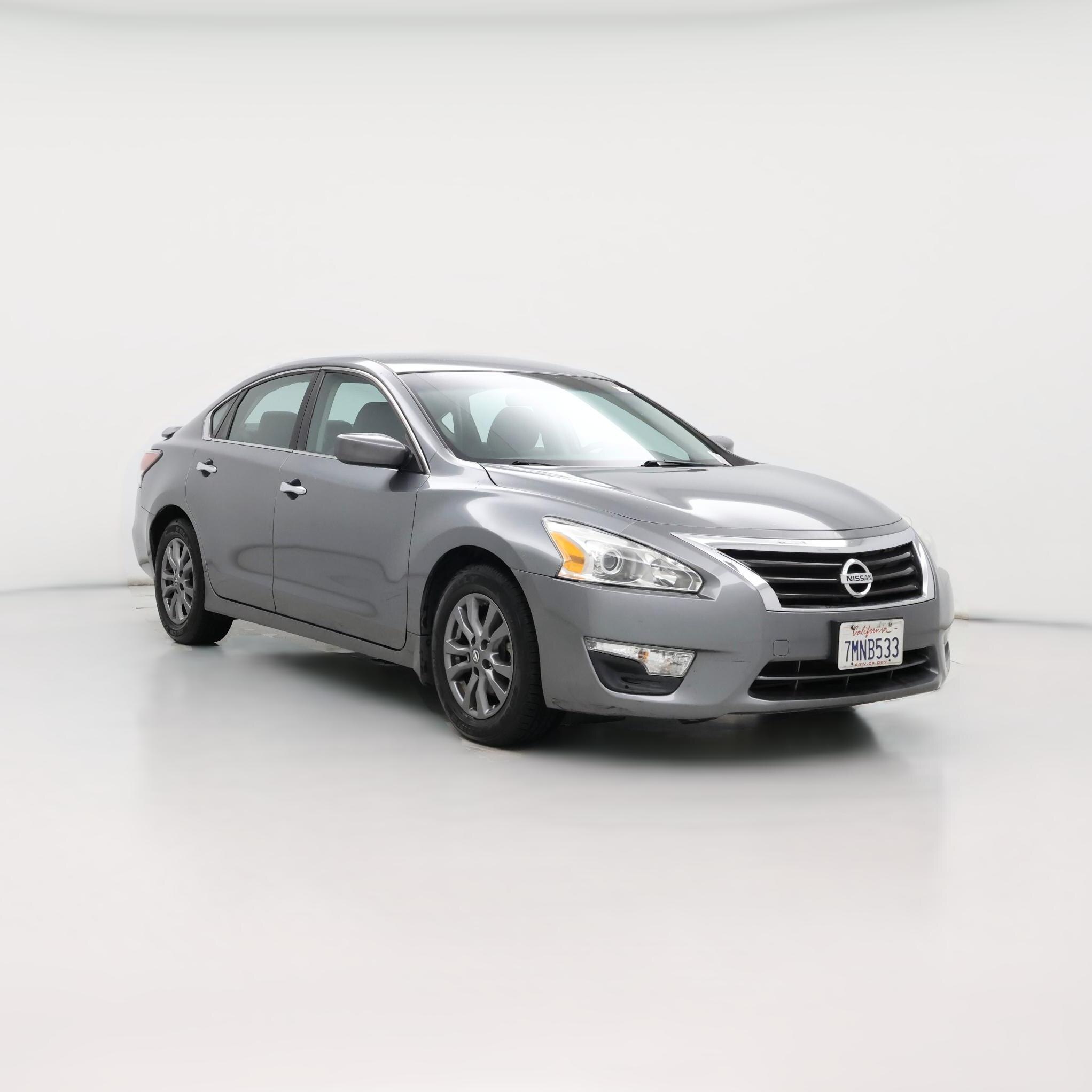Thumbnail: 2015 Nissan Altima - 1