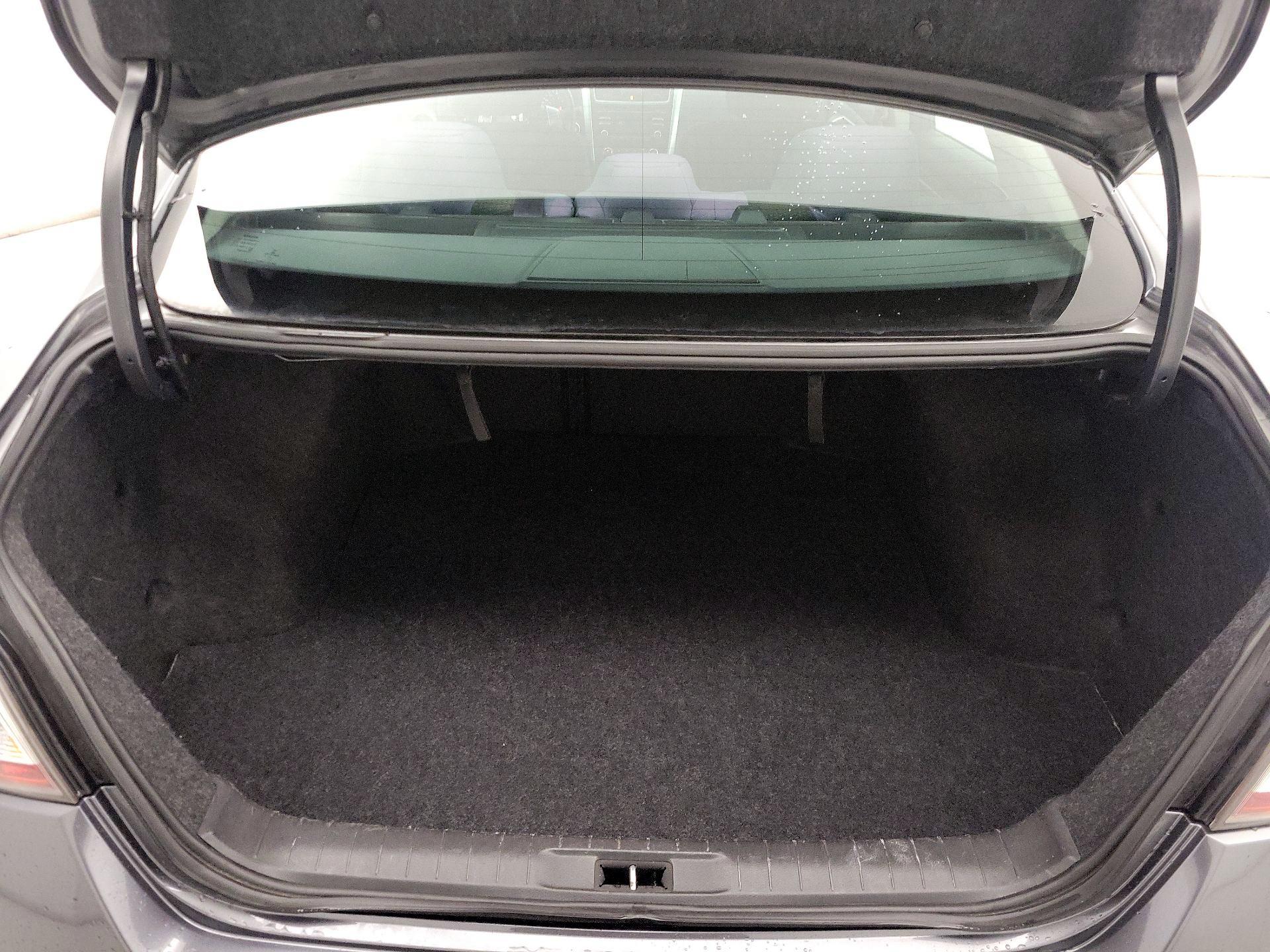 Thumbnail: 2015 Nissan Altima - 20