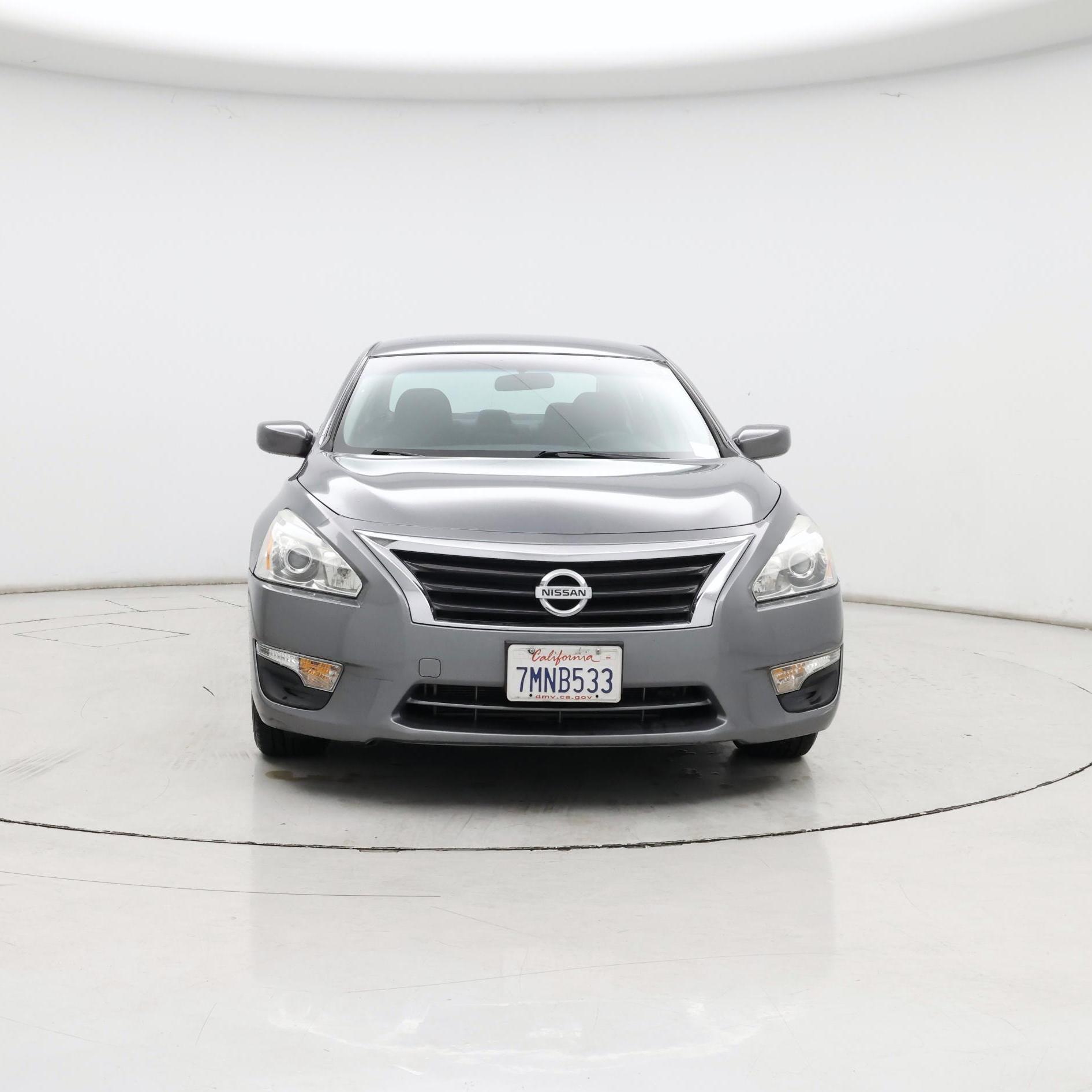 Thumbnail: 2015 Nissan Altima - 5