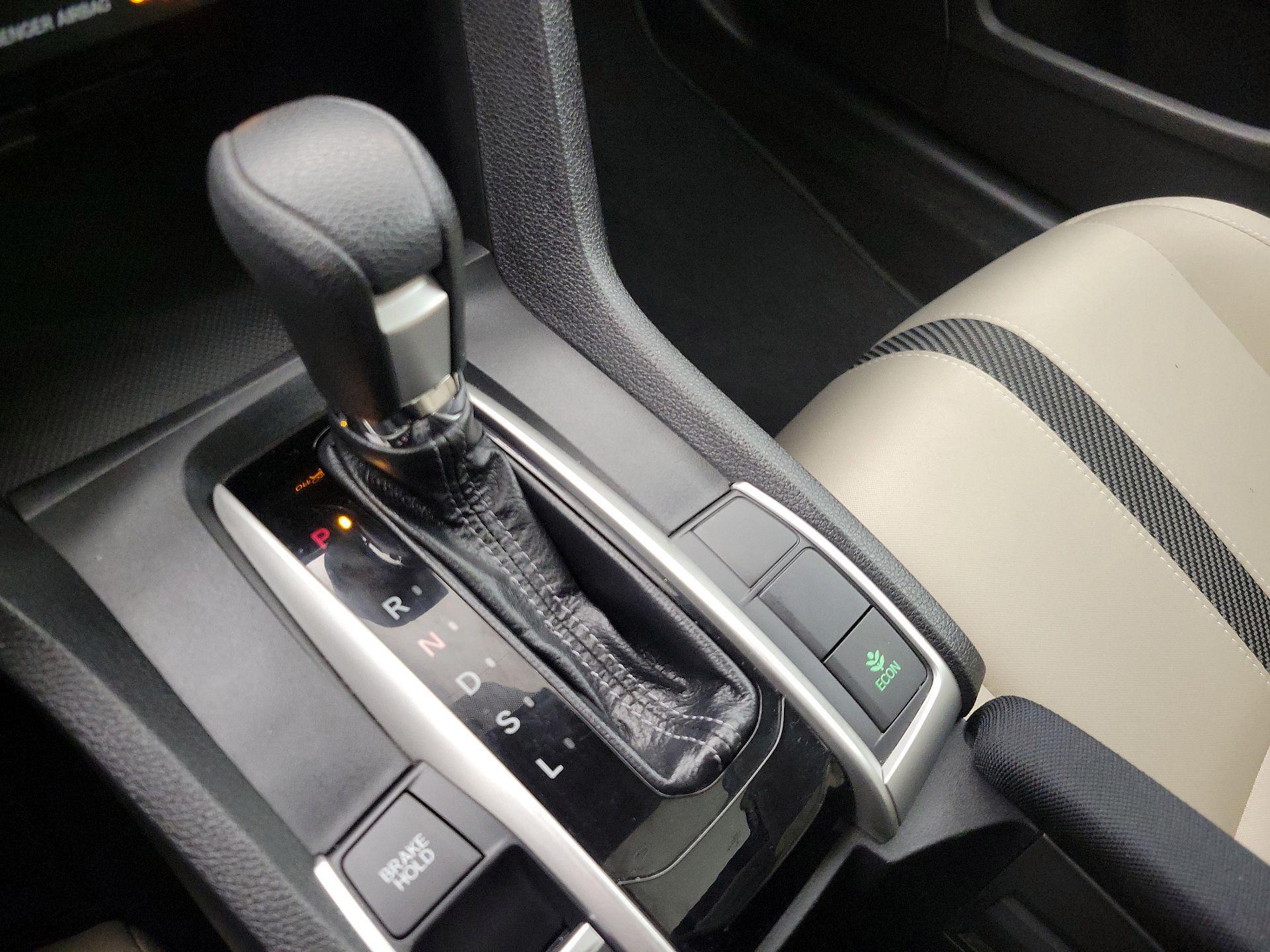 Thumbnail: 2017 Honda Civic - 17