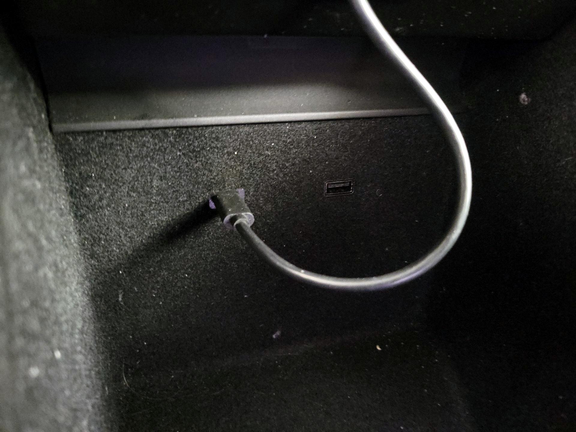 Thumbnail: 2020 Tesla Model 3 - 18