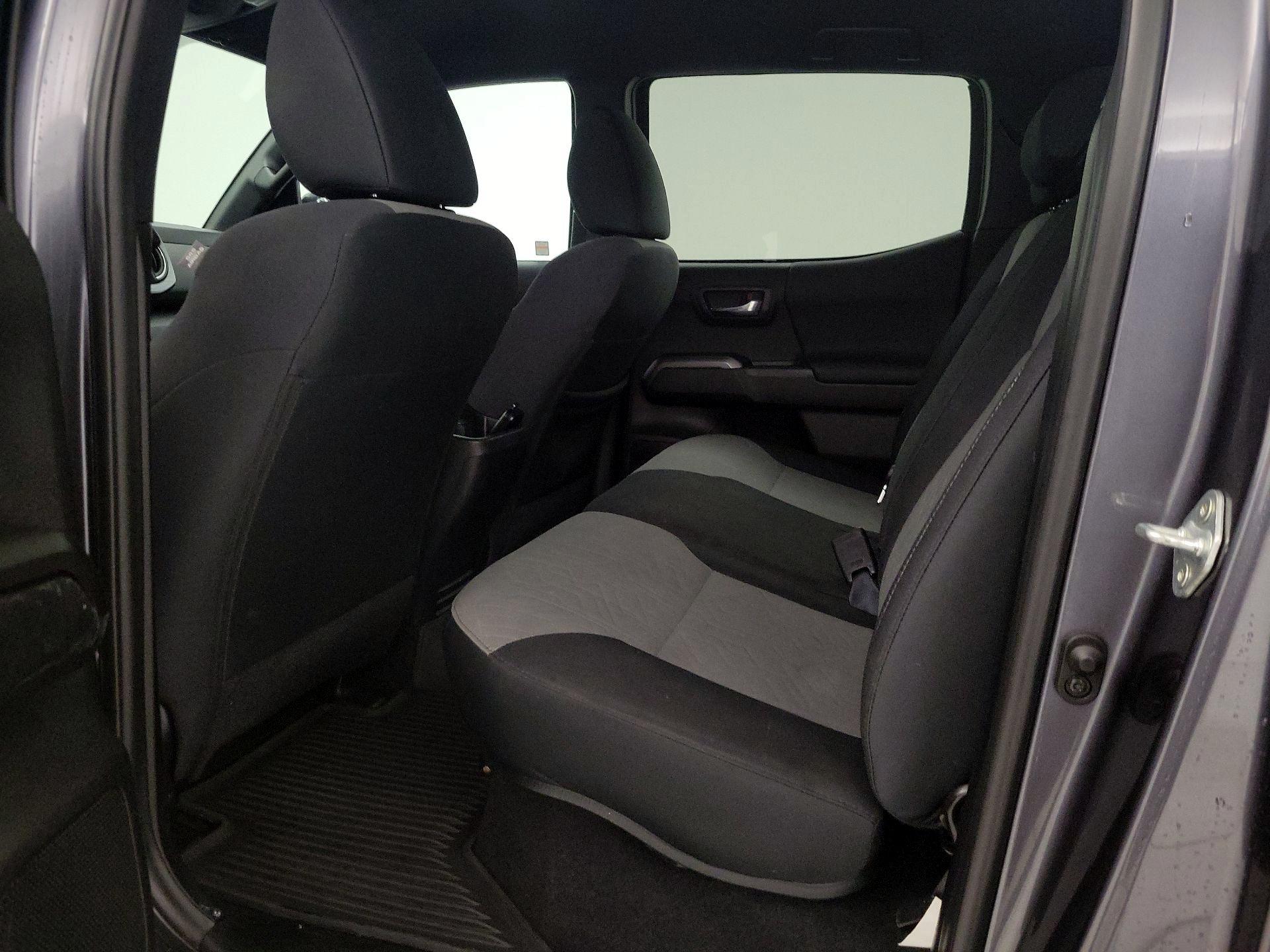 Thumbnail: 2021 Toyota Tacoma - 19