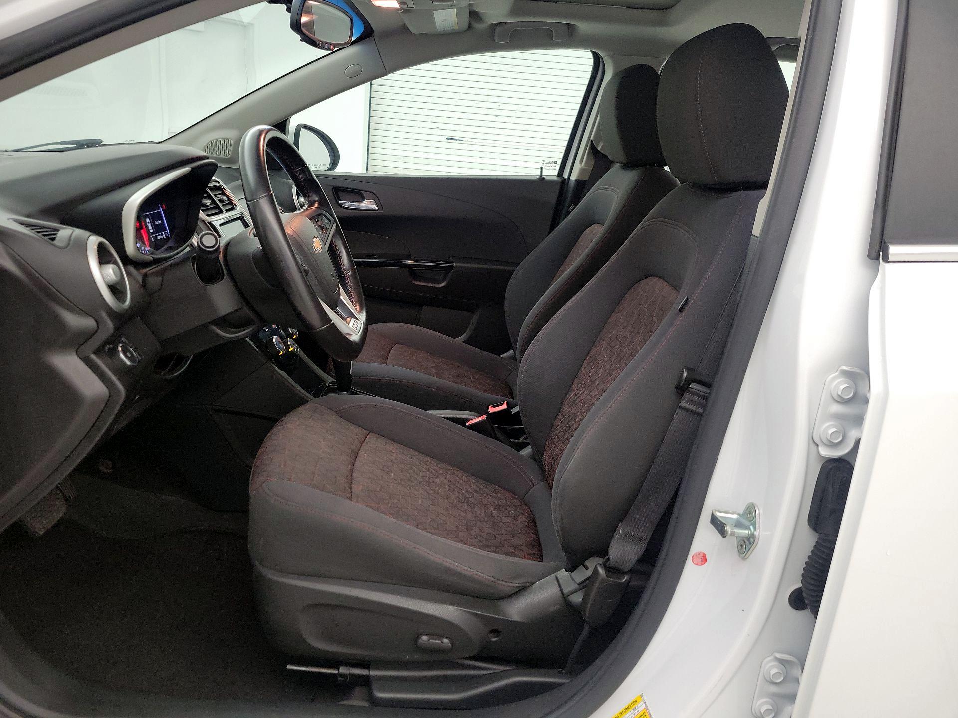 Thumbnail: 2017 Chevrolet Sonic - 11