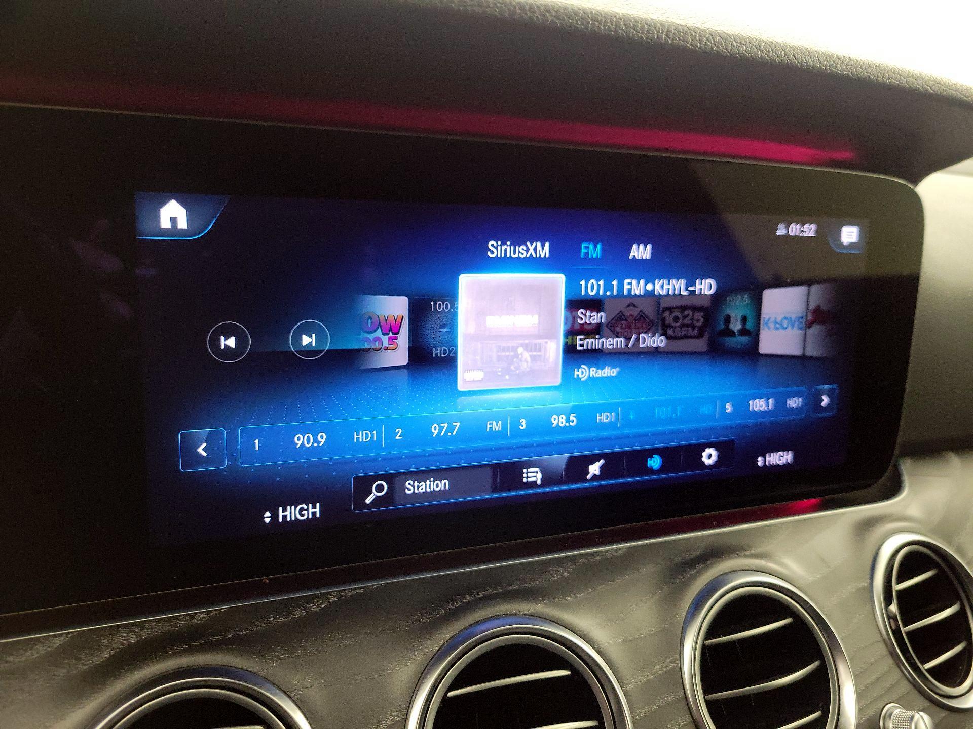 Thumbnail: 2021 Mercedes-Benz E-Class - 15