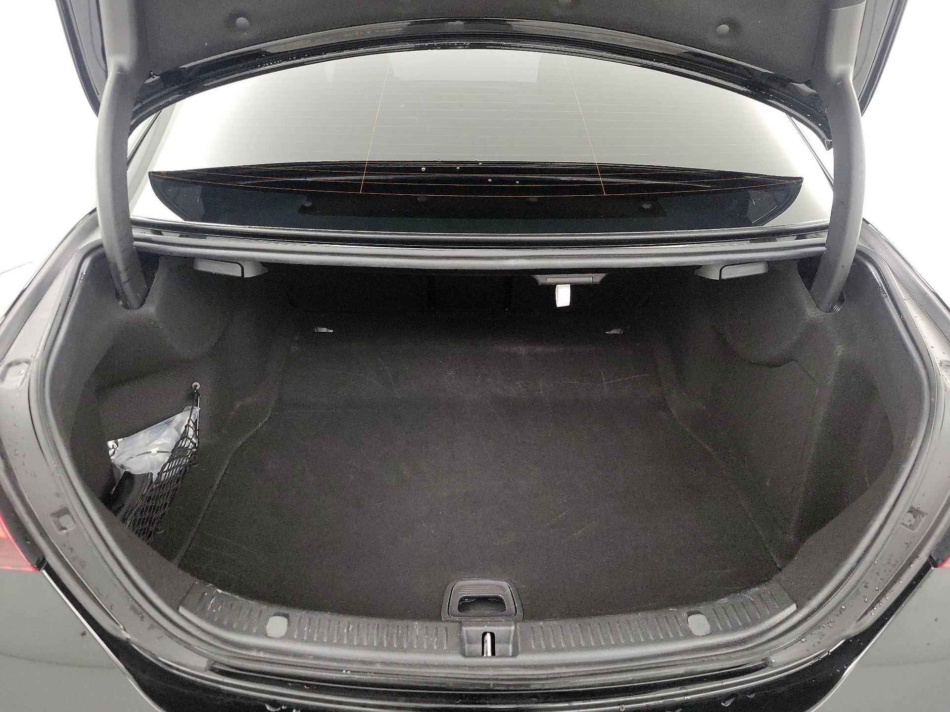 Thumbnail: 2021 Mercedes-Benz E-Class - 19