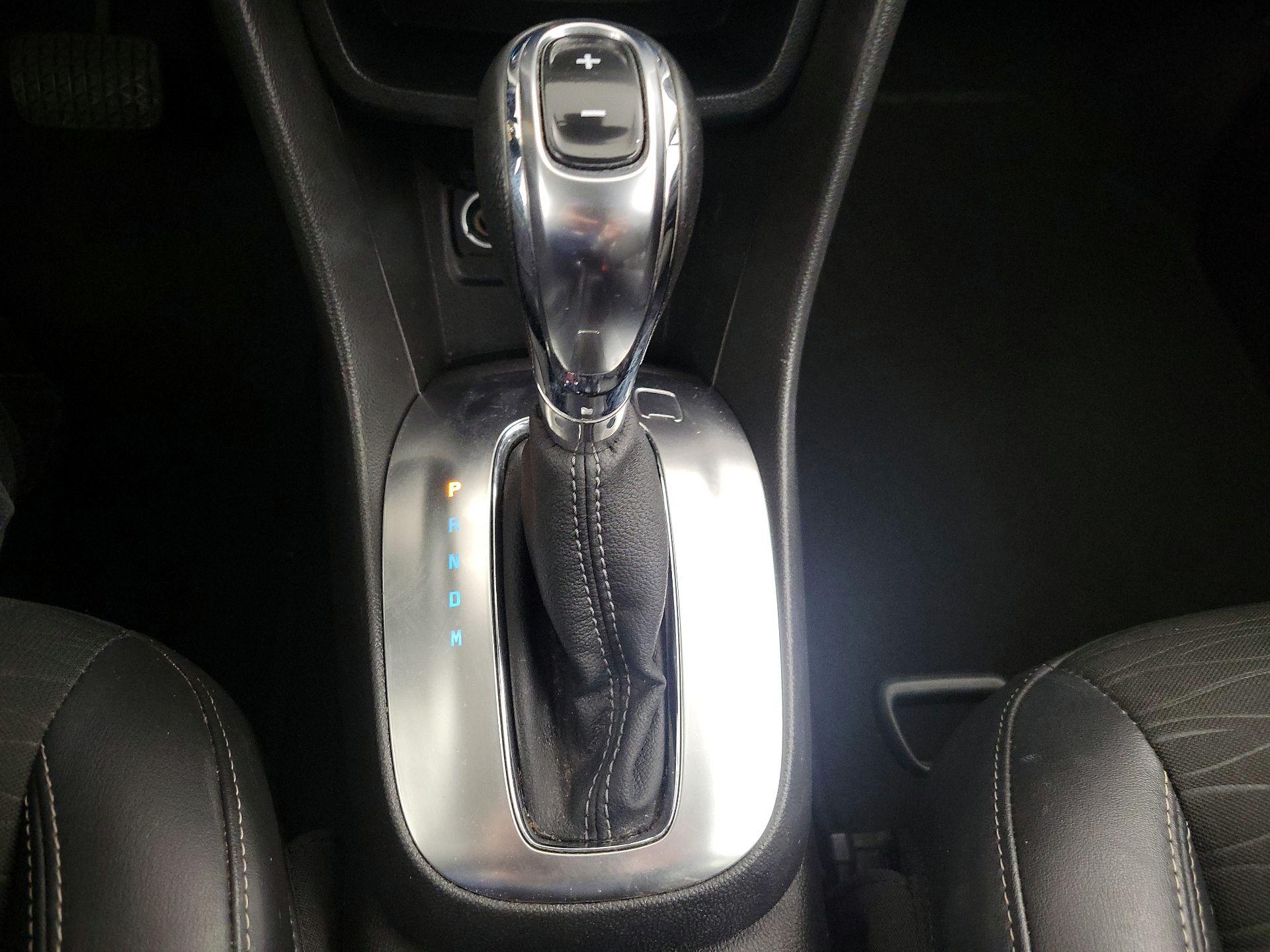 Thumbnail: 2016 Buick Encore - 17