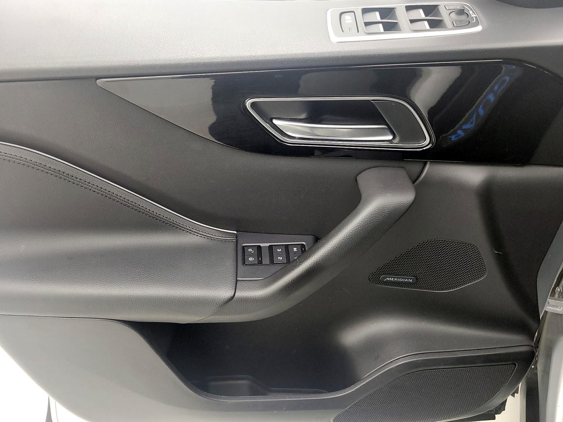 Thumbnail: 2020 Jaguar F-Pace - 12