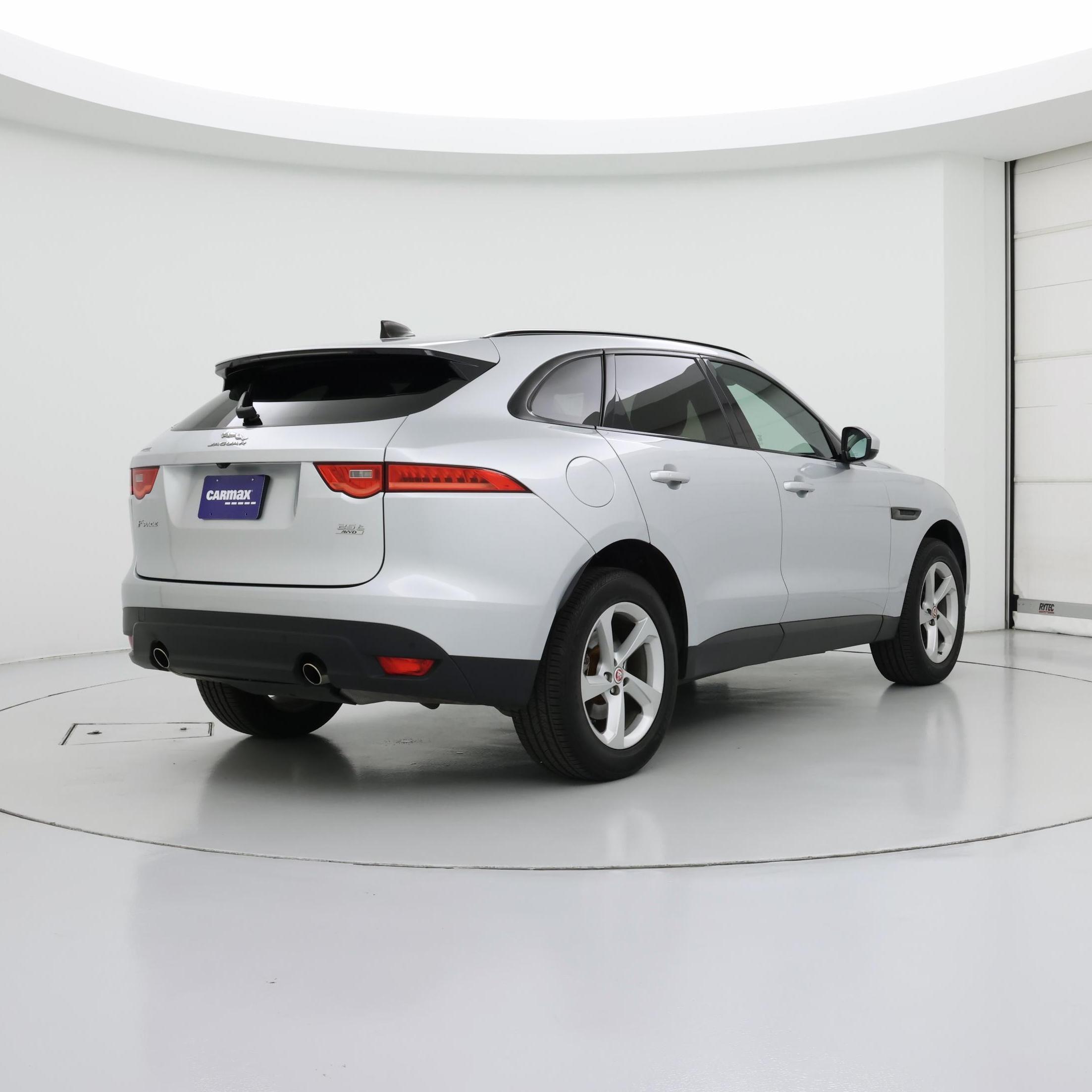 Thumbnail: 2020 Jaguar F-Pace - 8