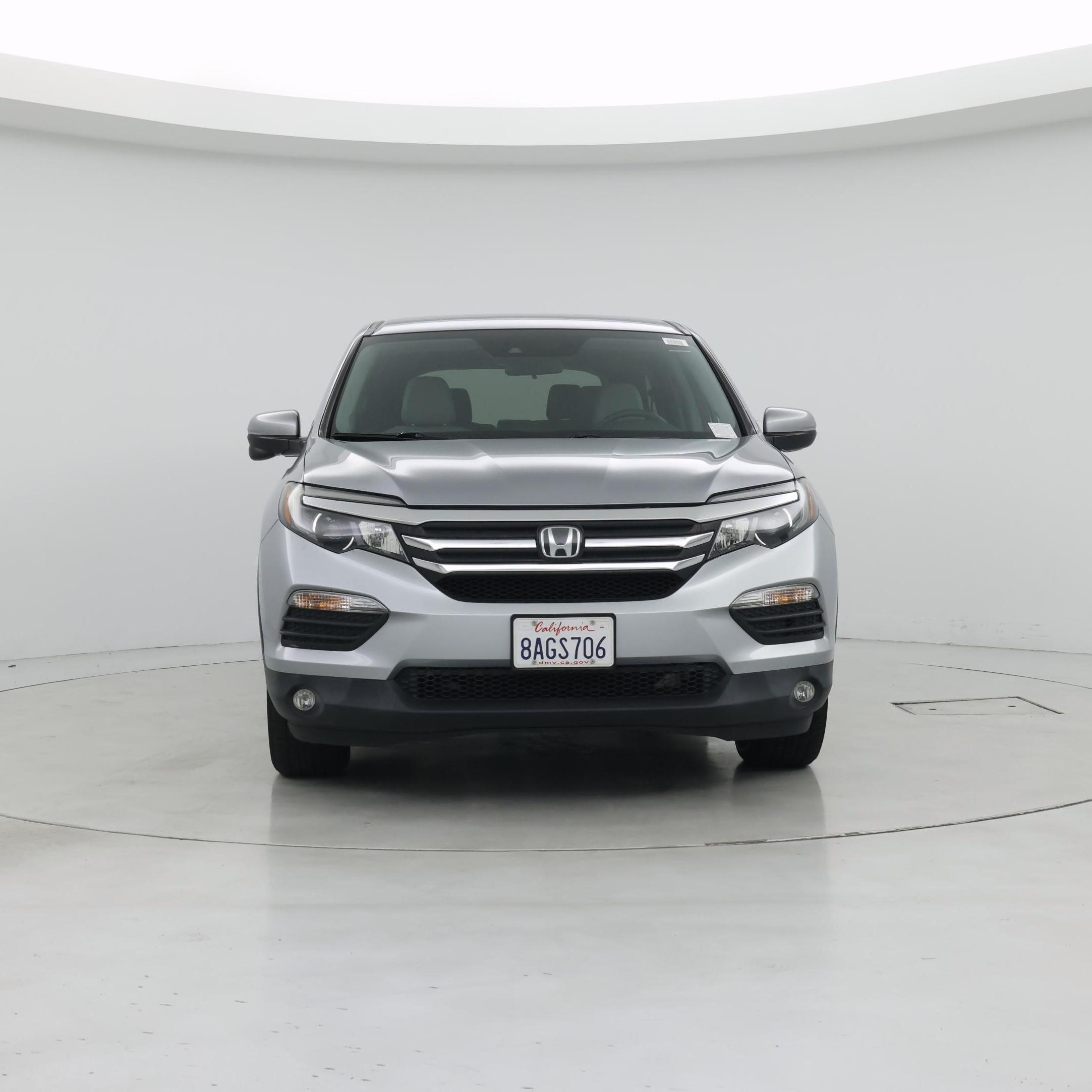 Thumbnail: 2017 Honda Pilot - 5