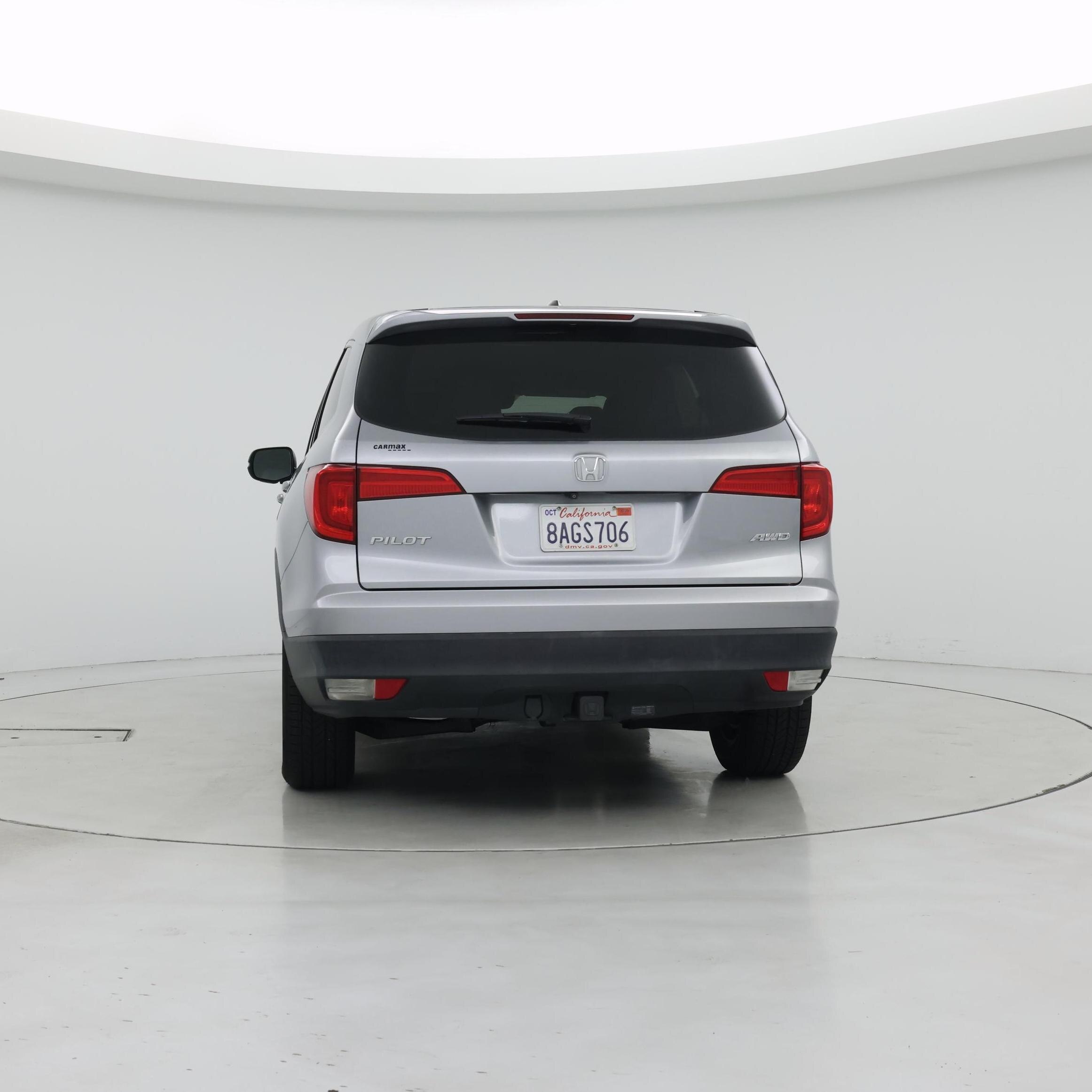 Thumbnail: 2017 Honda Pilot - 6