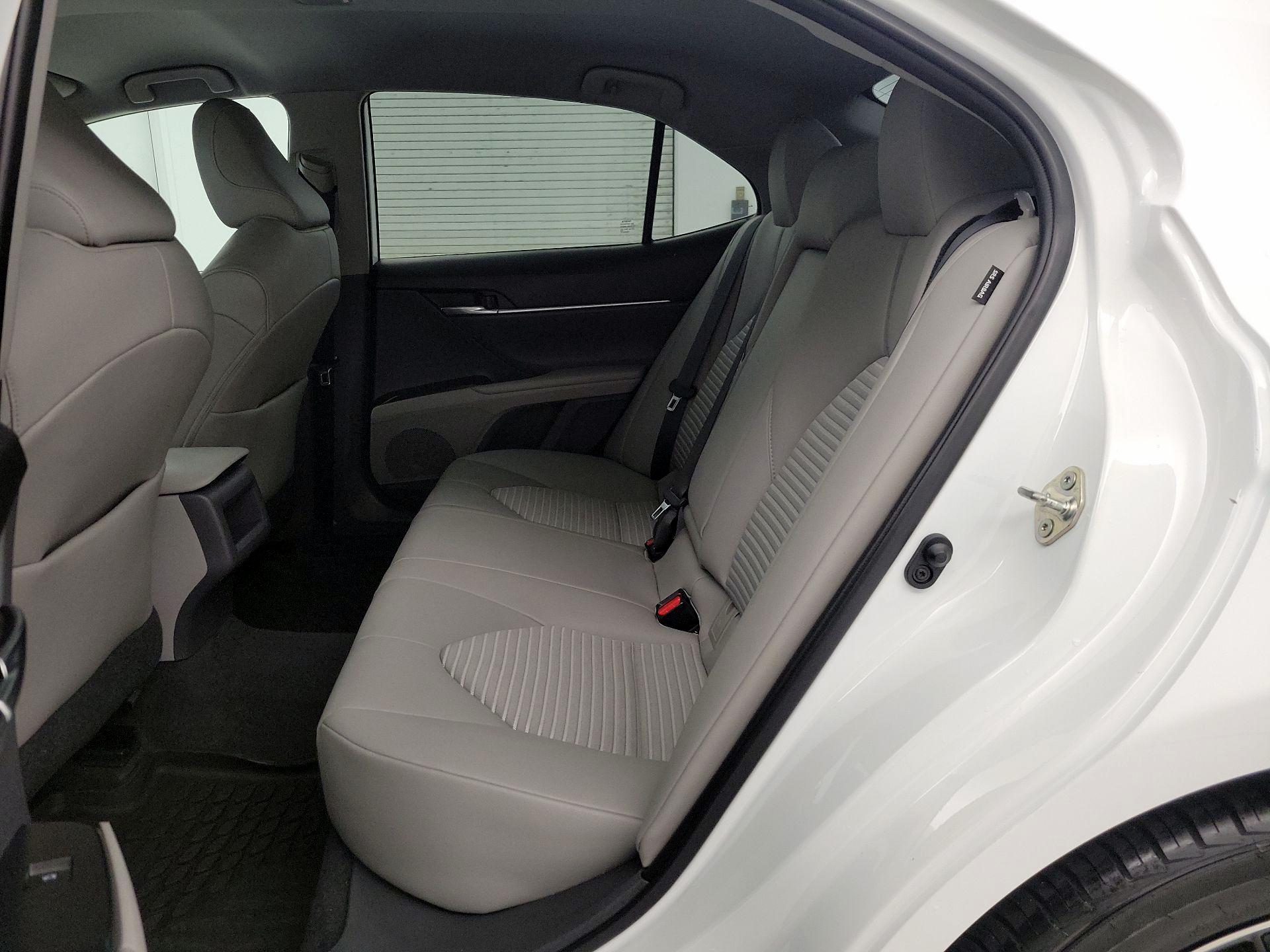 Thumbnail: 2020 Toyota Camry - 19