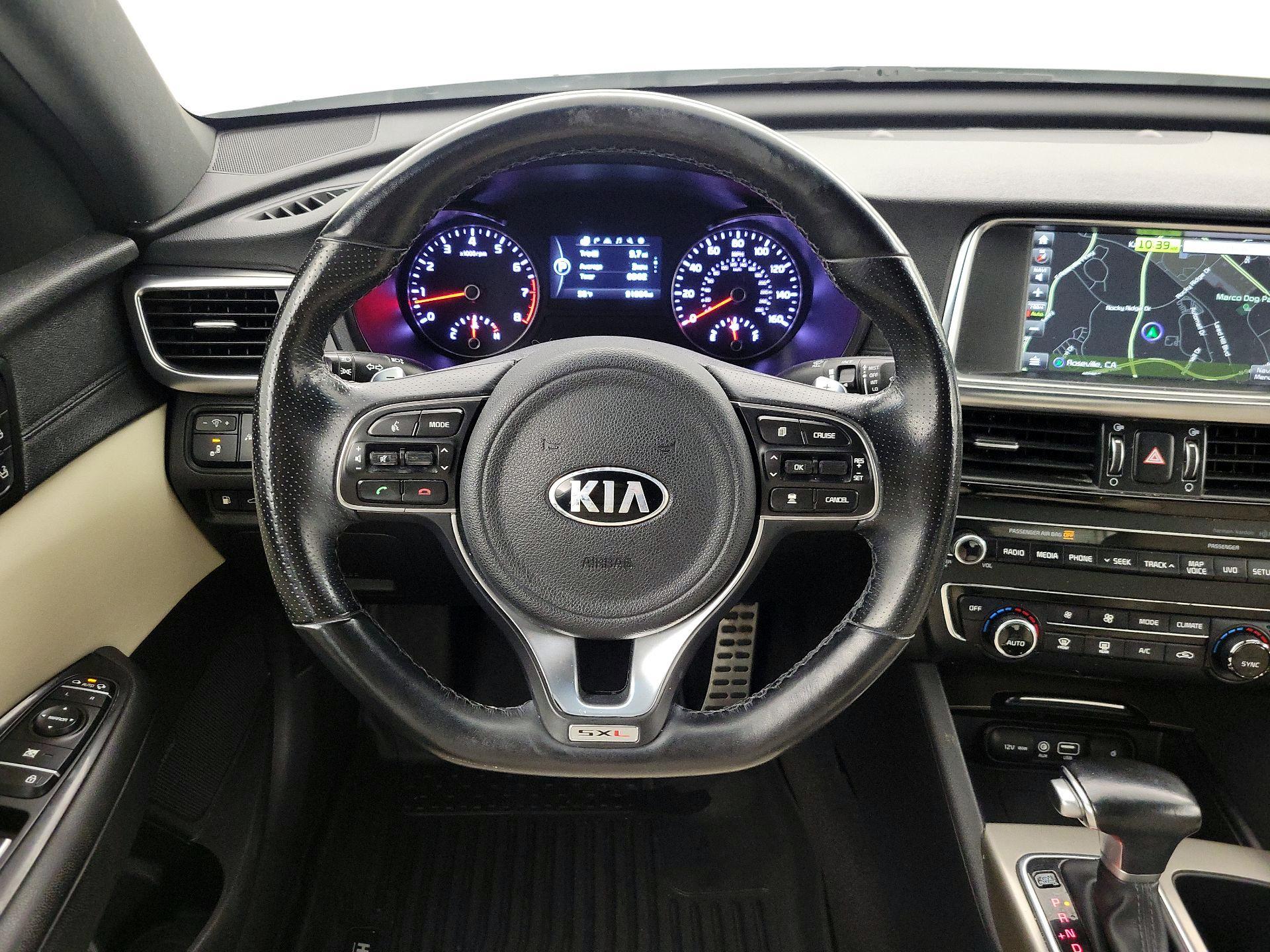 Thumbnail: 2017 Kia Optima - 10