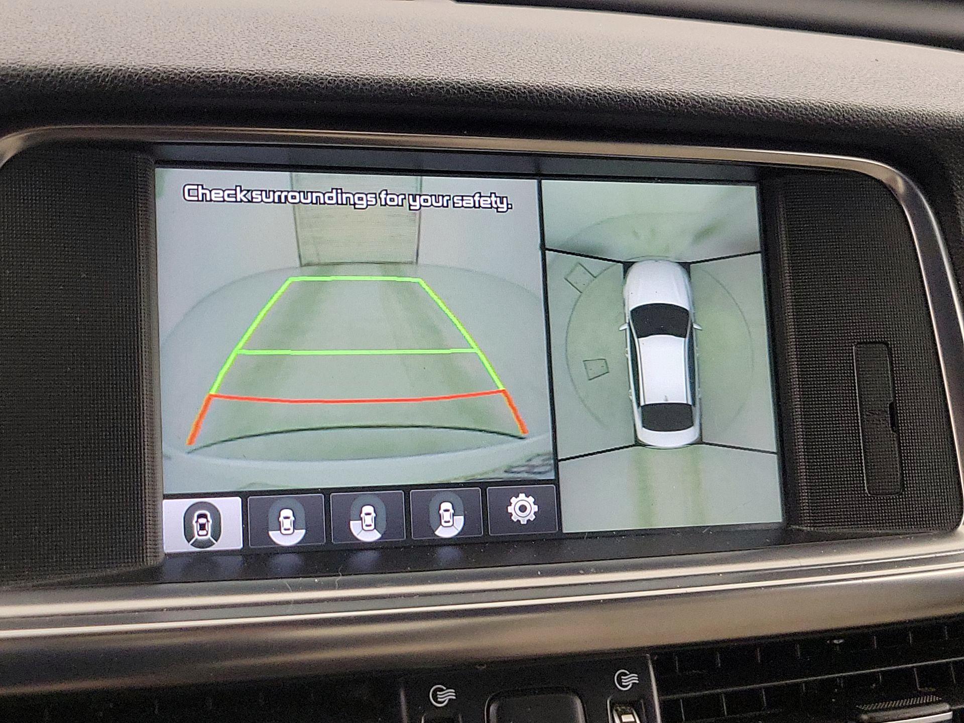 Thumbnail: 2017 Kia Optima - 15