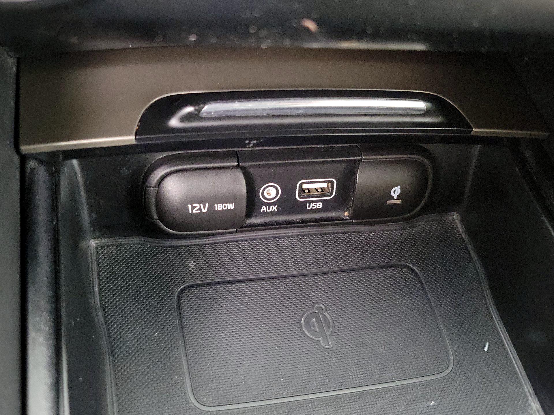 Thumbnail: 2017 Kia Optima - 19