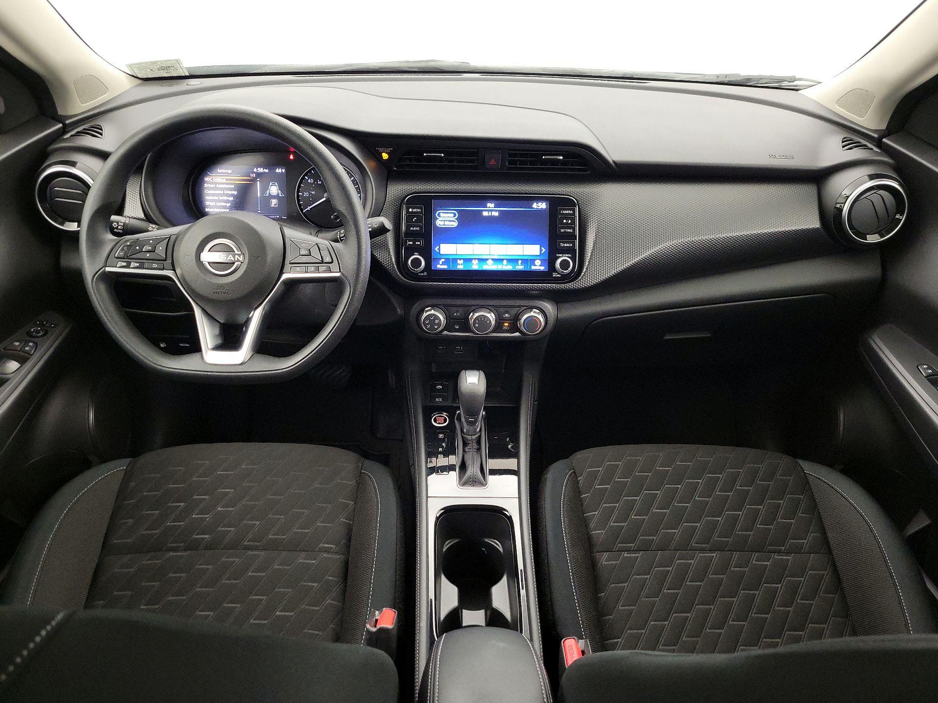 Thumbnail: 2023 Nissan Kicks - 9