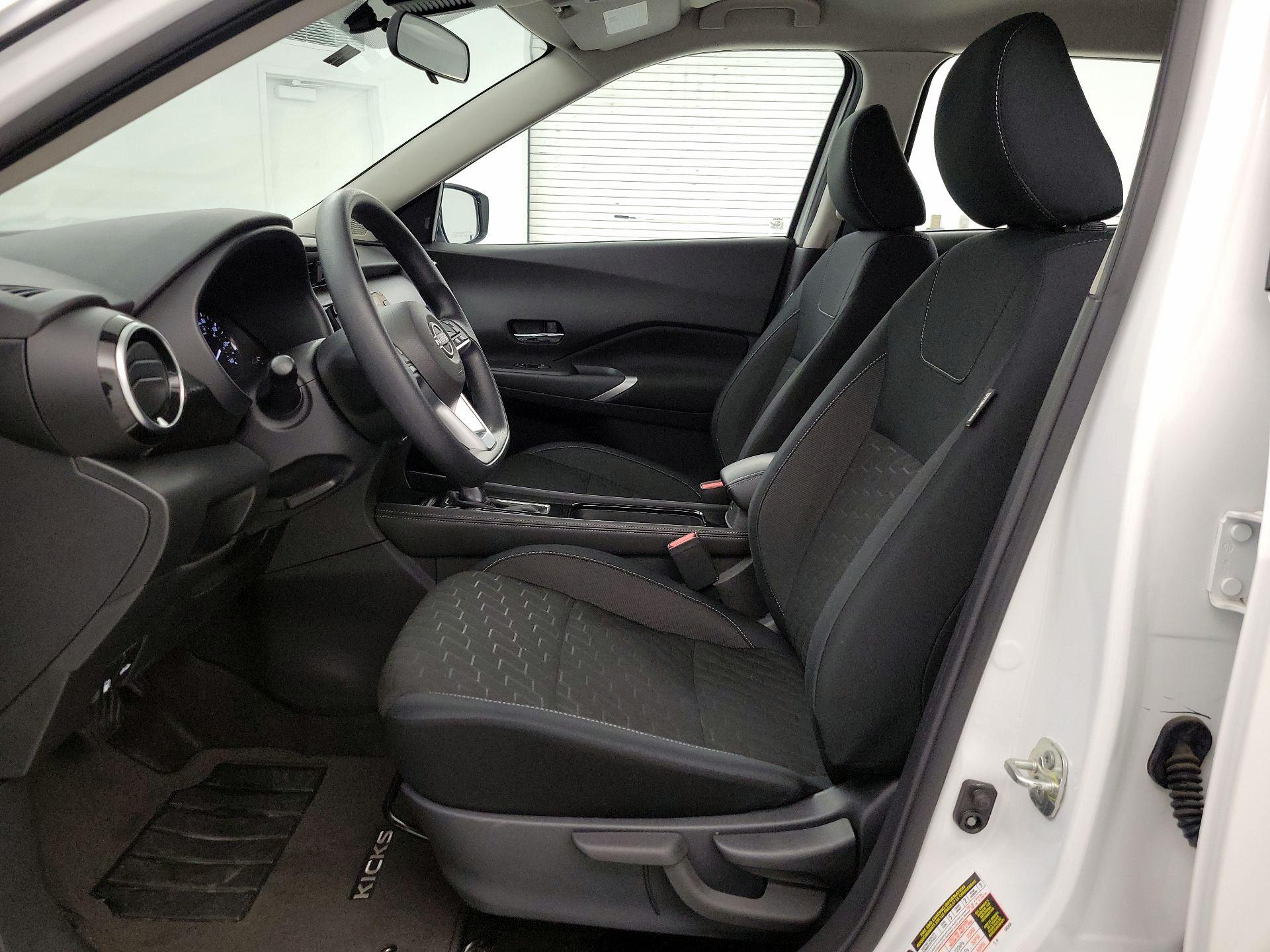 Thumbnail: 2023 Nissan Kicks - 11