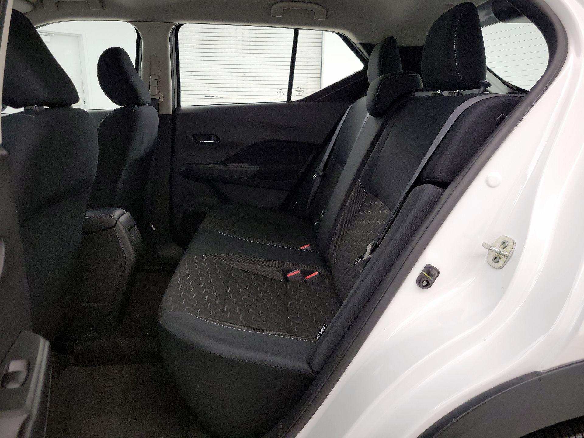 Thumbnail: 2023 Nissan Kicks - 18