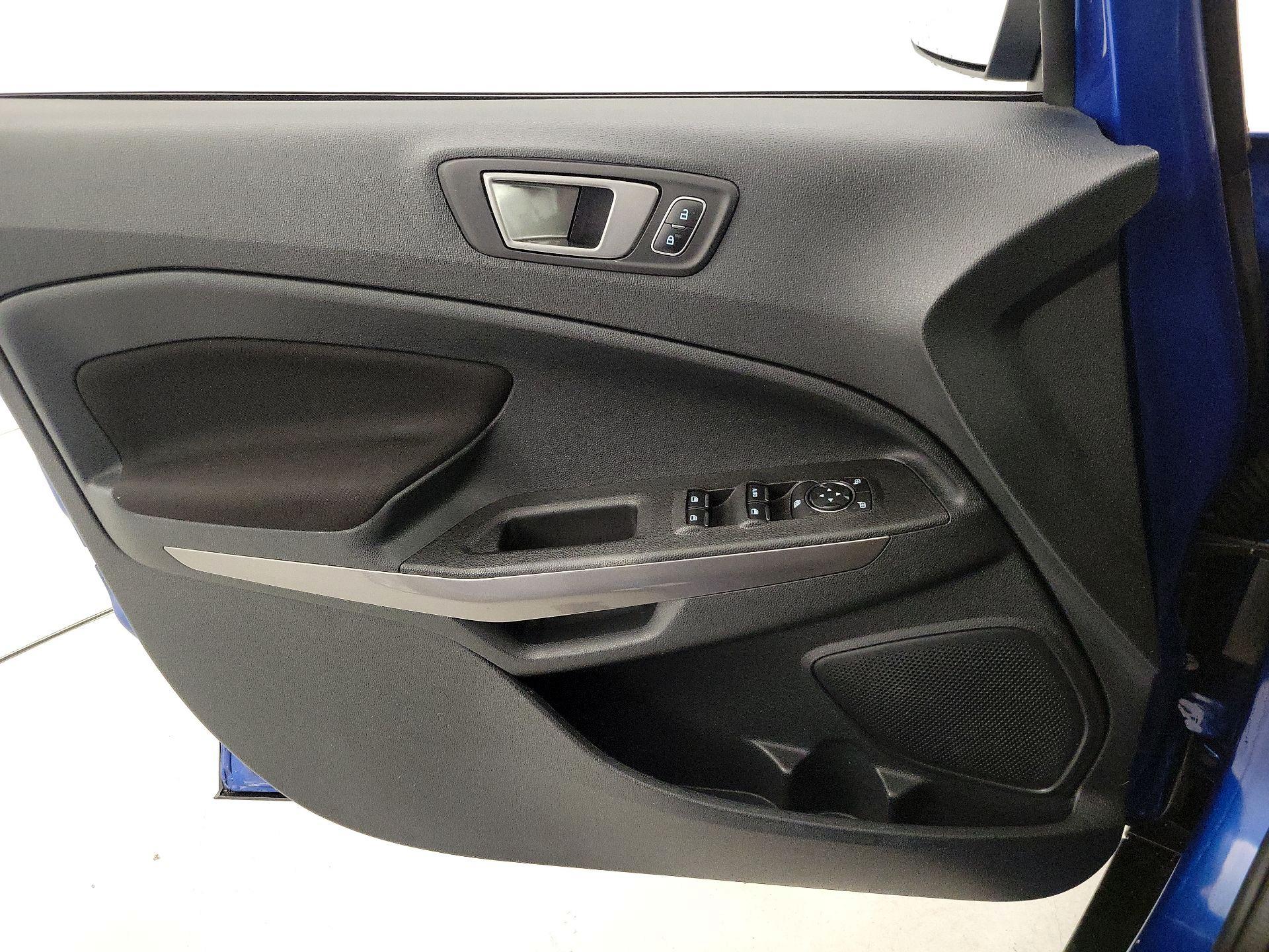 Thumbnail: 2021 Ford EcoSport - 12