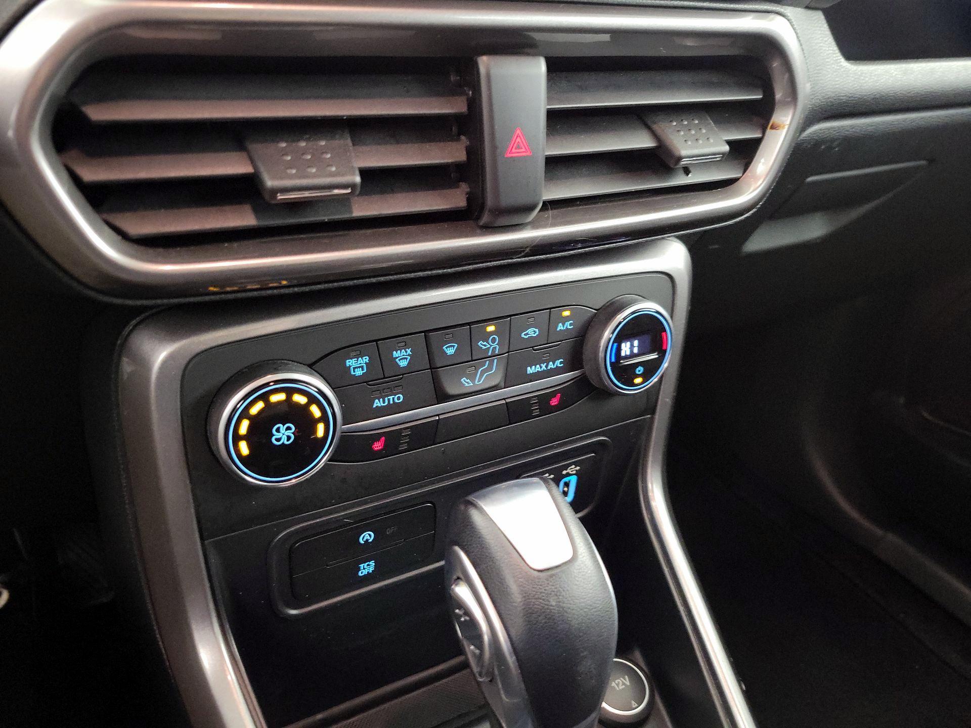 Thumbnail: 2021 Ford EcoSport - 16