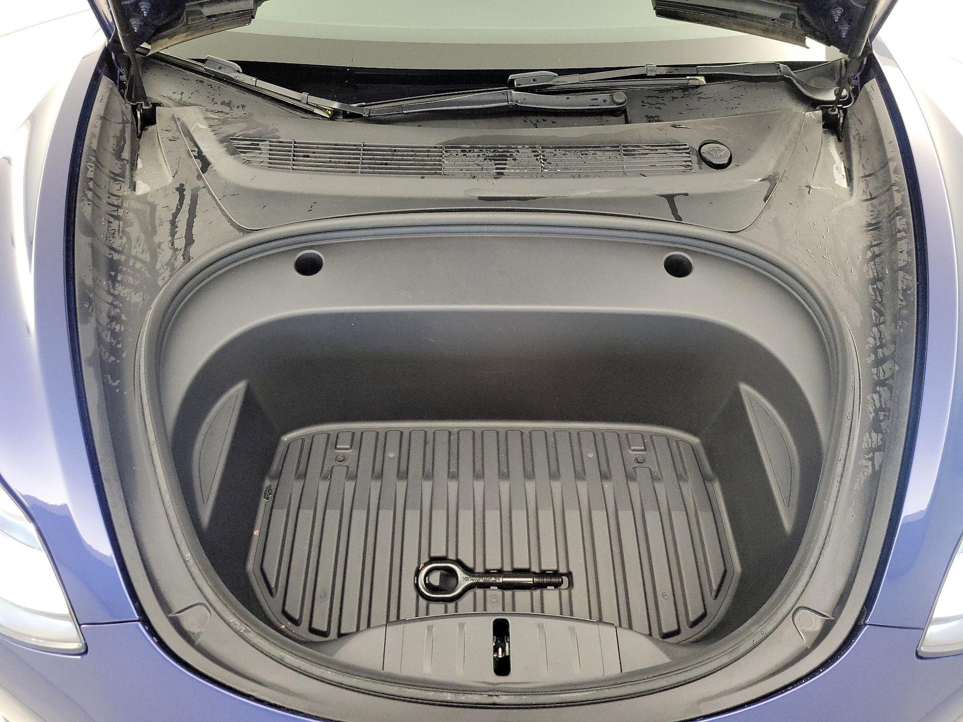 Thumbnail: 2022 Tesla Model 3 - 20