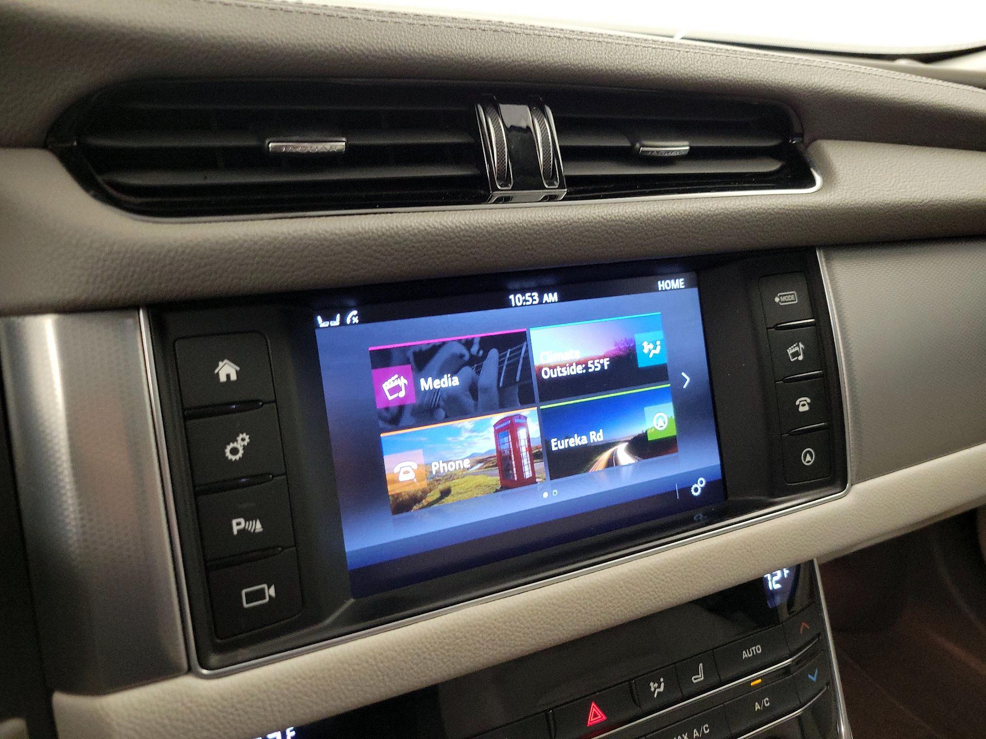 Thumbnail: 2017 Jaguar XF - 15