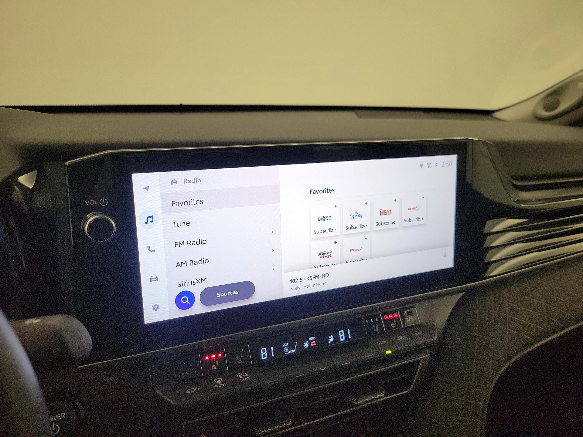 Thumbnail: 2025 Toyota Camry - 15