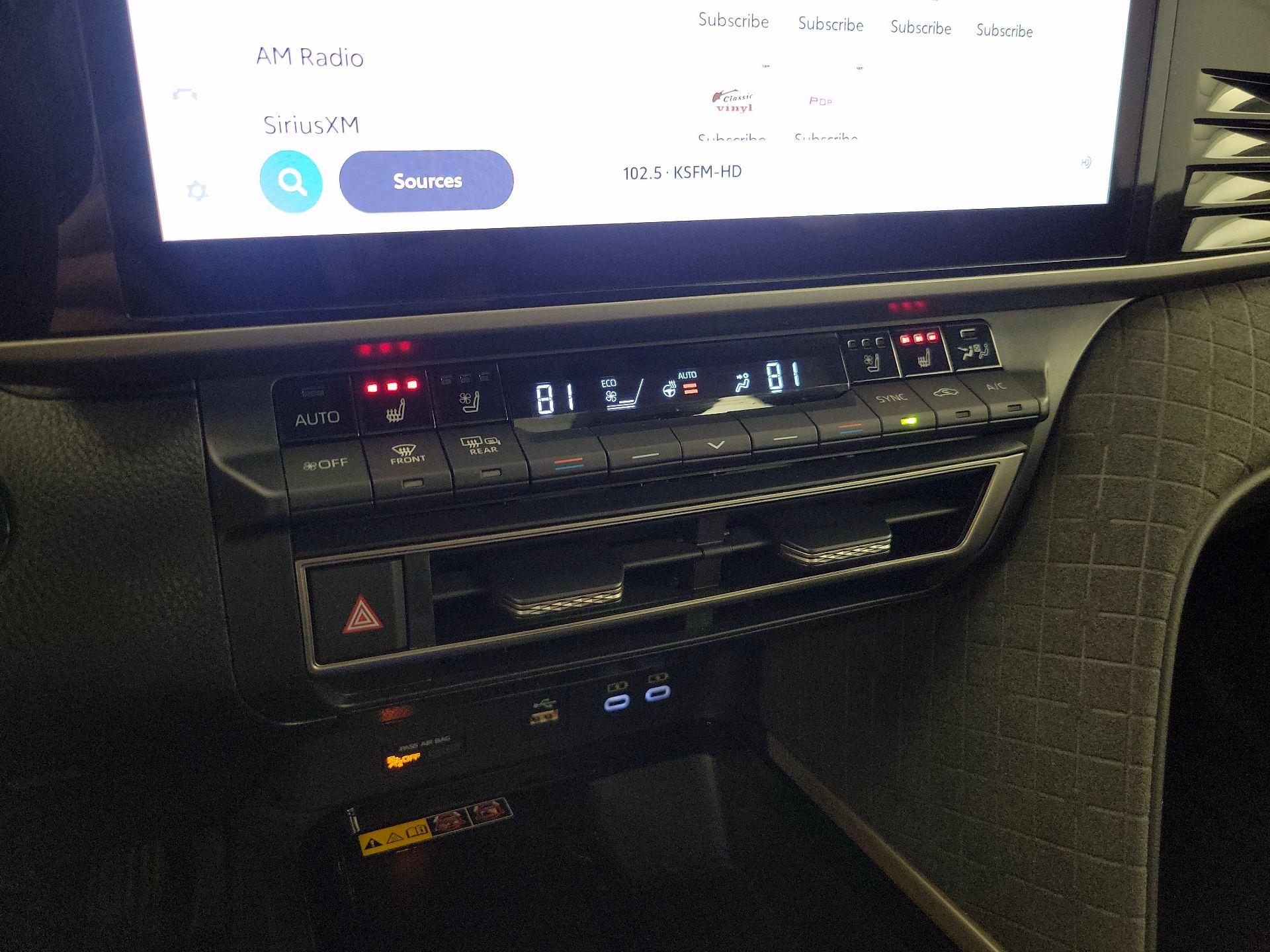 Thumbnail: 2025 Toyota Camry - 16