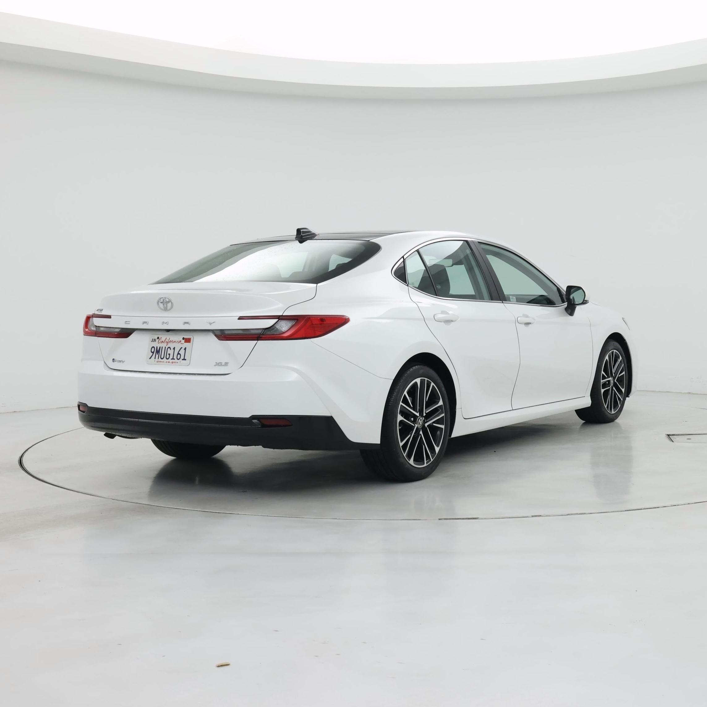 Thumbnail: 2025 Toyota Camry - 8