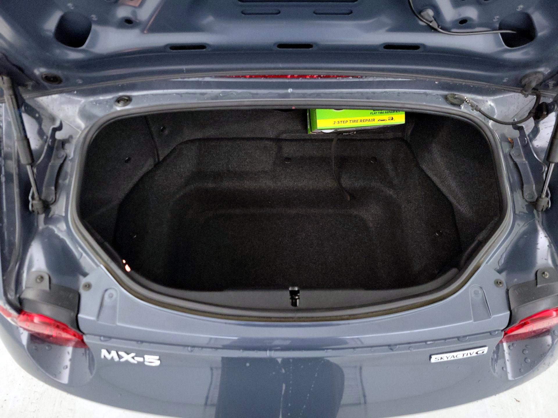 Thumbnail: 2020 Mazda MX-5 Miata - 19