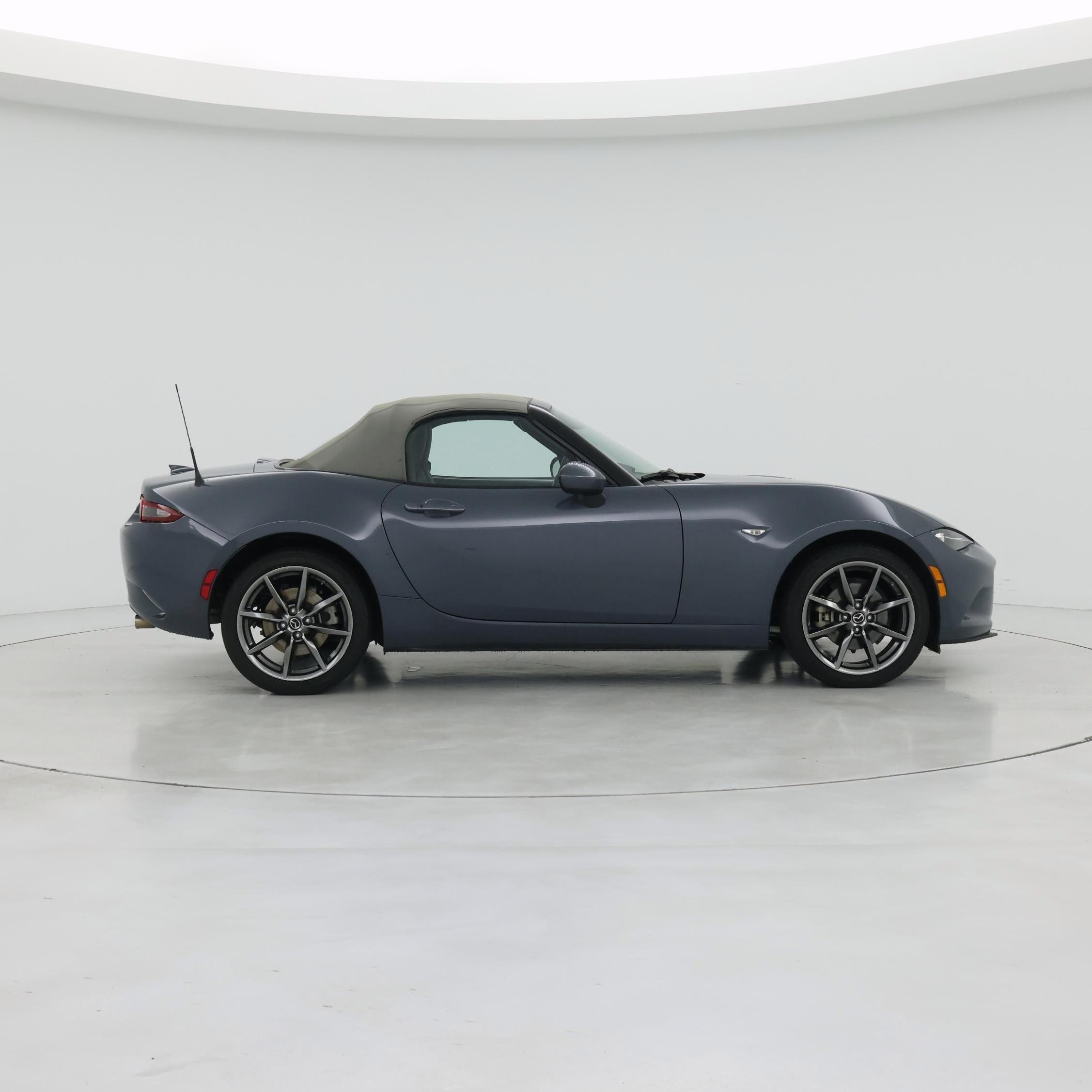 Thumbnail: 2020 Mazda MX-5 Miata - 7