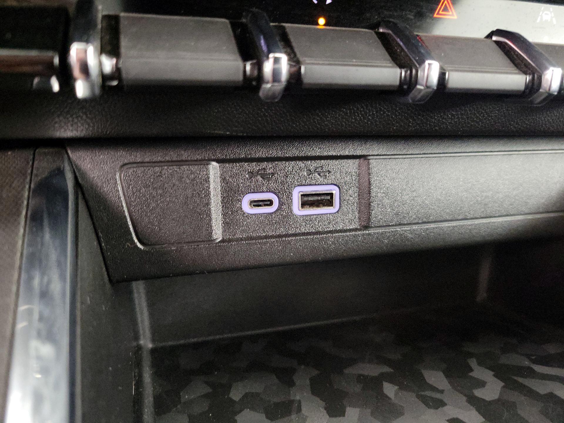 Thumbnail: 2024 GMC Canyon - 17